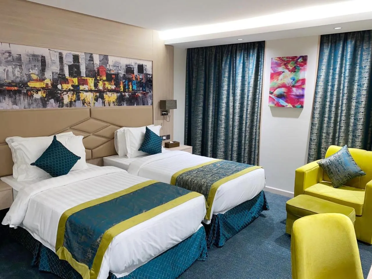 Bed in Touq Al Balad Hotel