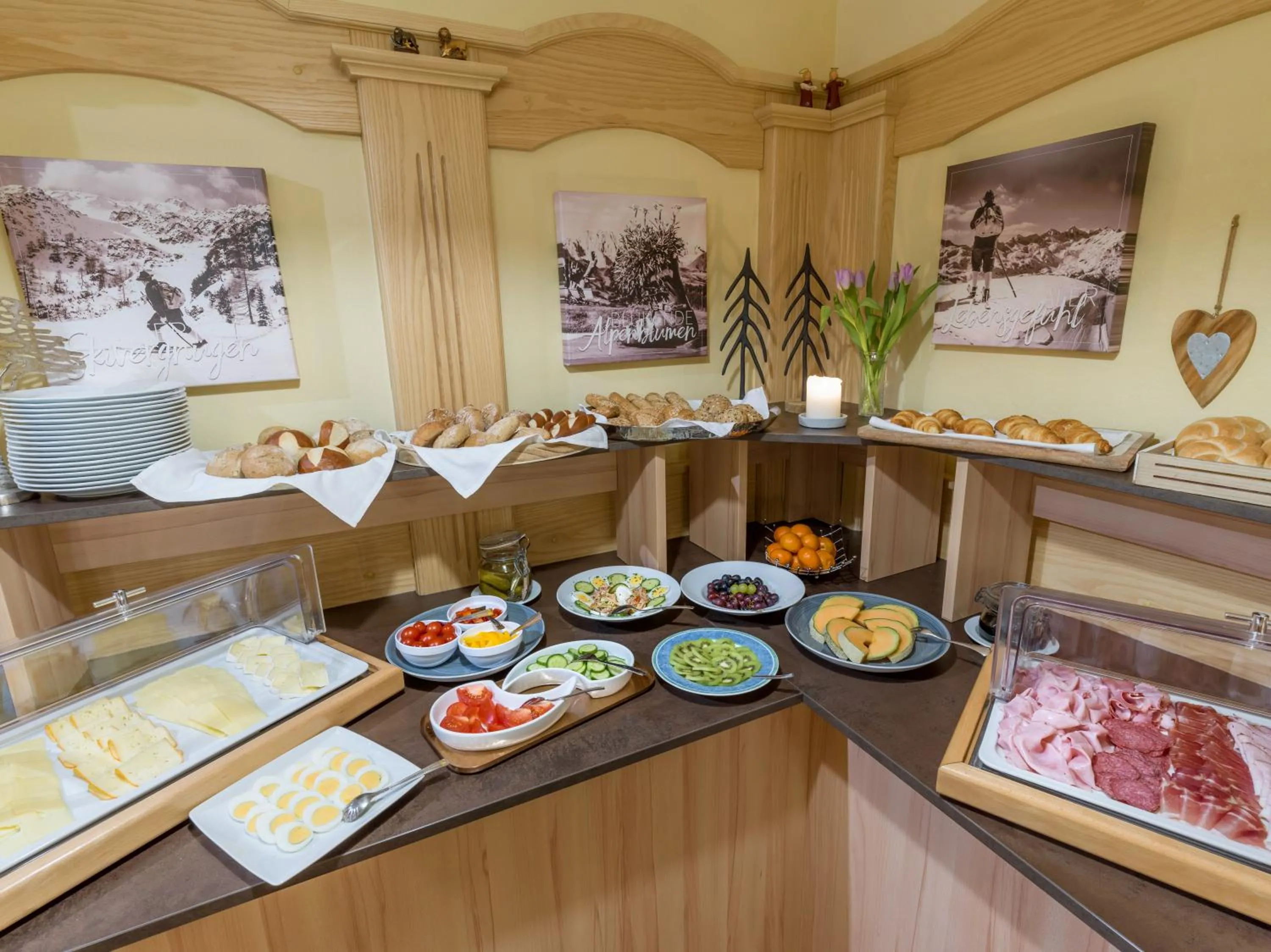 Breakfast in Hotel Kössler