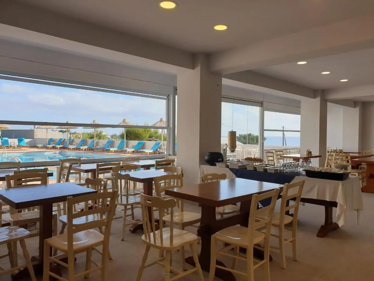 Restaurant/places to eat in Saradari Beach Hotel - Adults Only