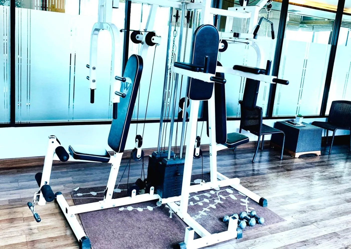 Fitness centre/facilities in Mantra Varee Hotel