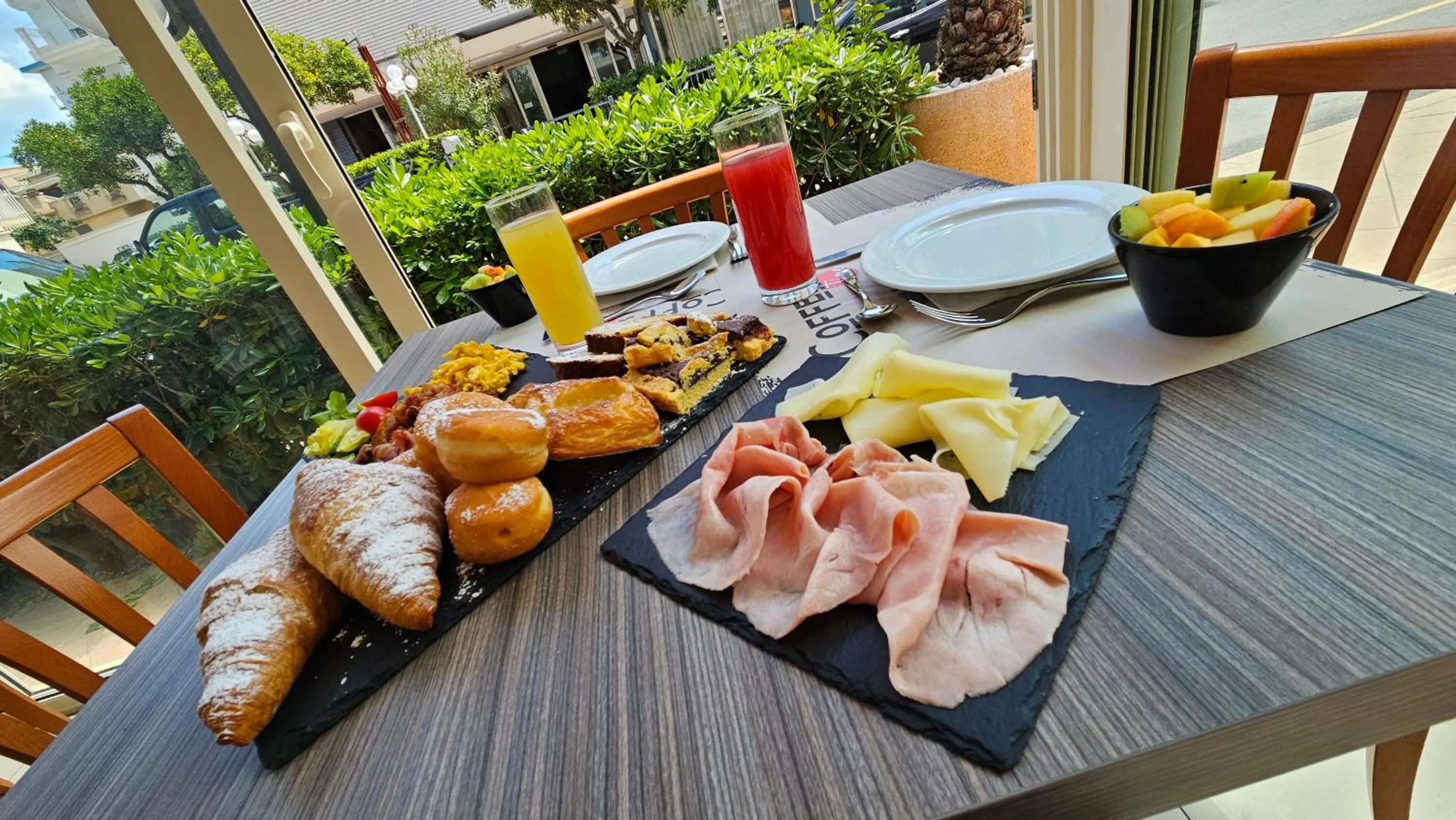 Buffet breakfast in Hotel San Marino