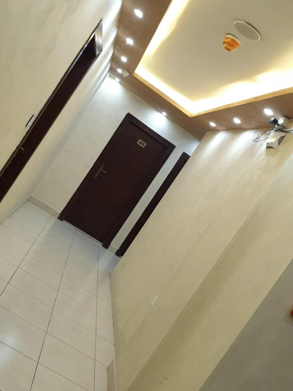 TV/Entertainment Center in Zuwwar Aqaba