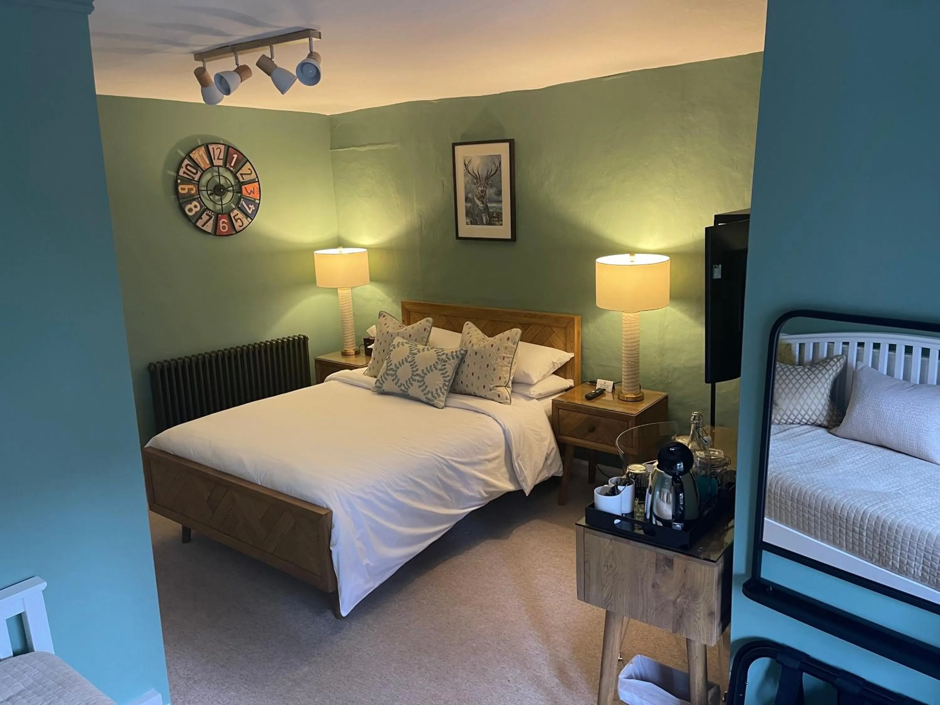 Bedroom, Bed in Myrtle Cottage B&B