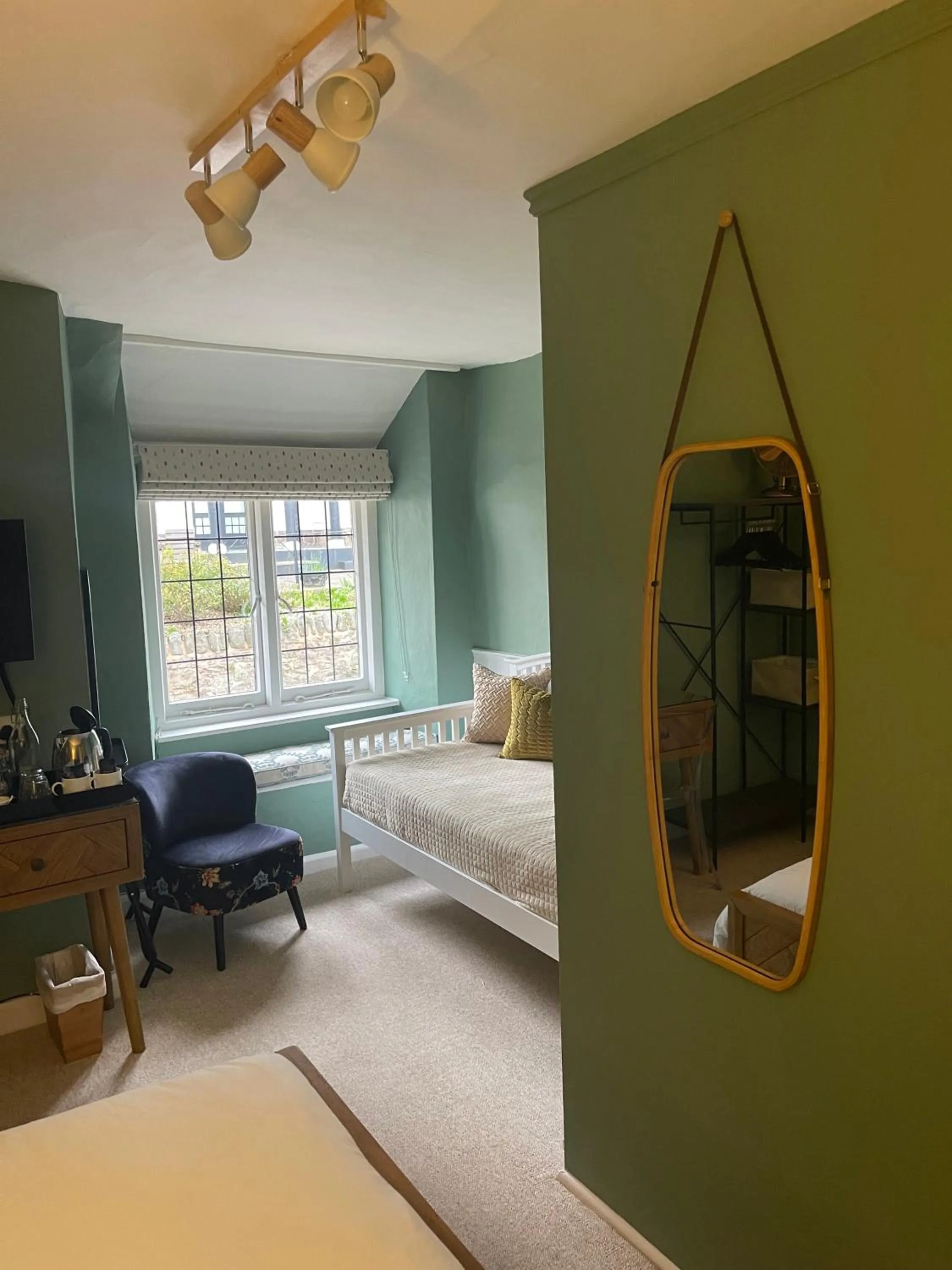 Bedroom, Bed in Myrtle Cottage B&B