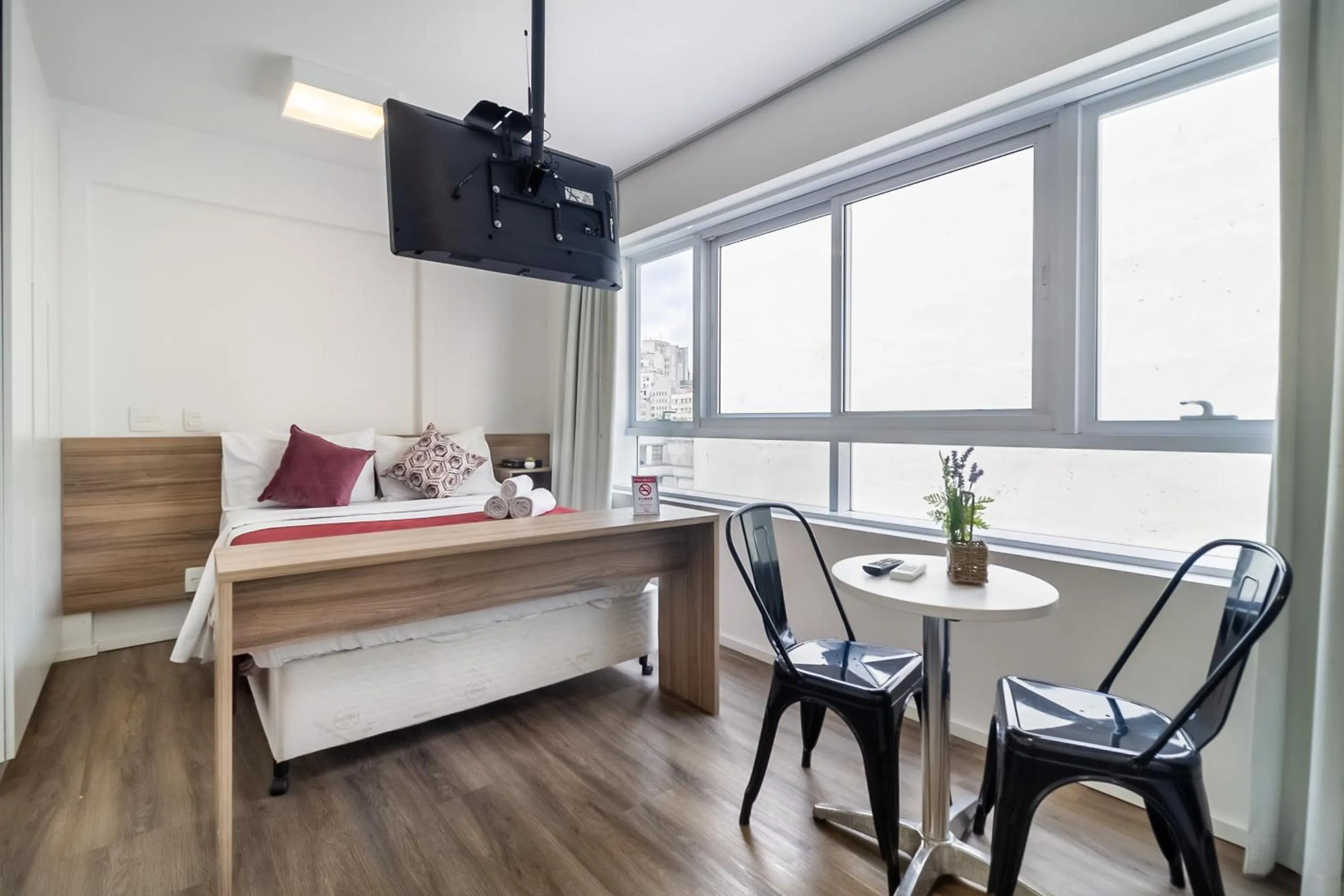 Photo of the whole room in 360 São Luis