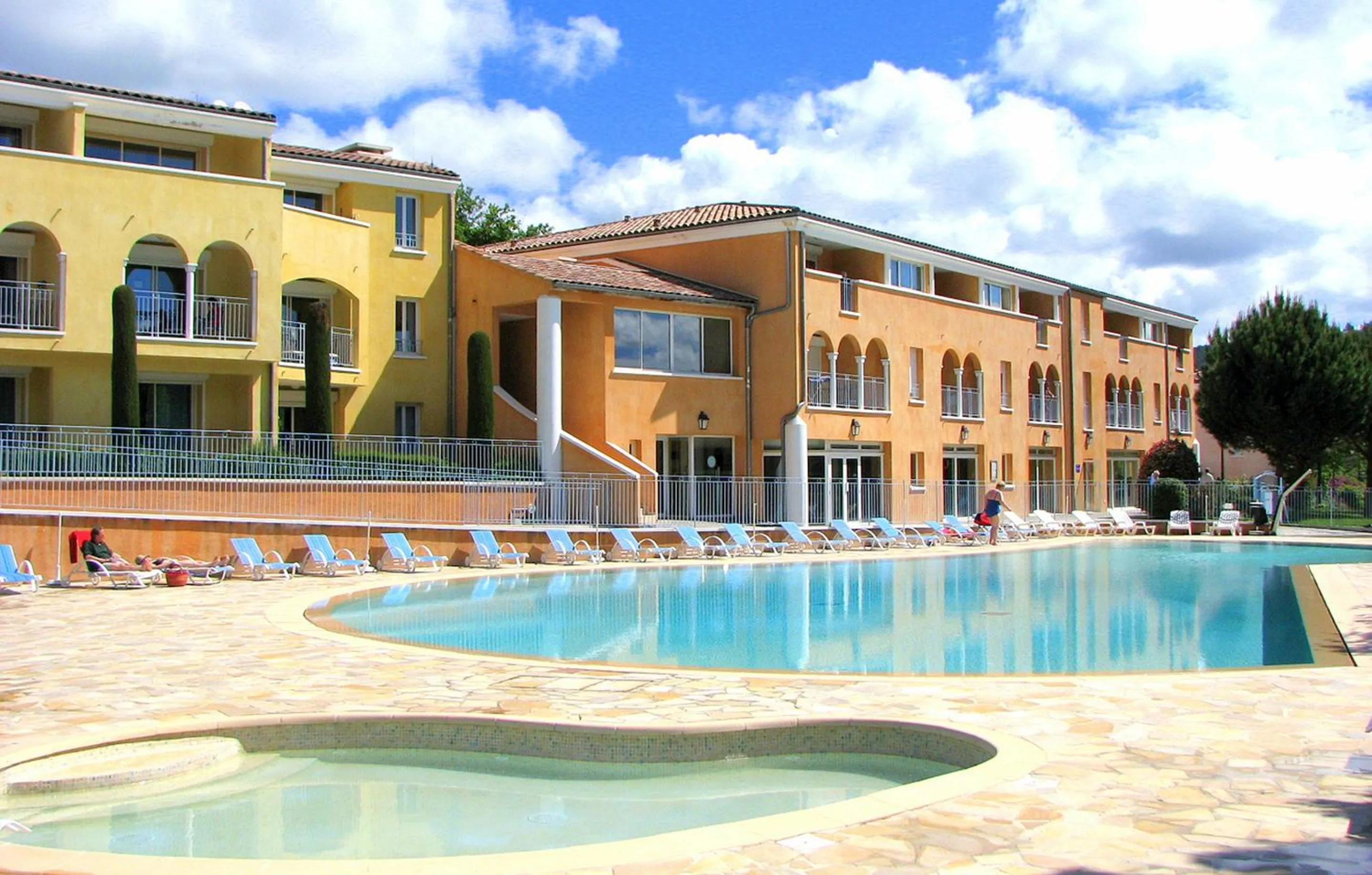 Swimming pool in Résidence Odalys La Licorne de Haute Provence