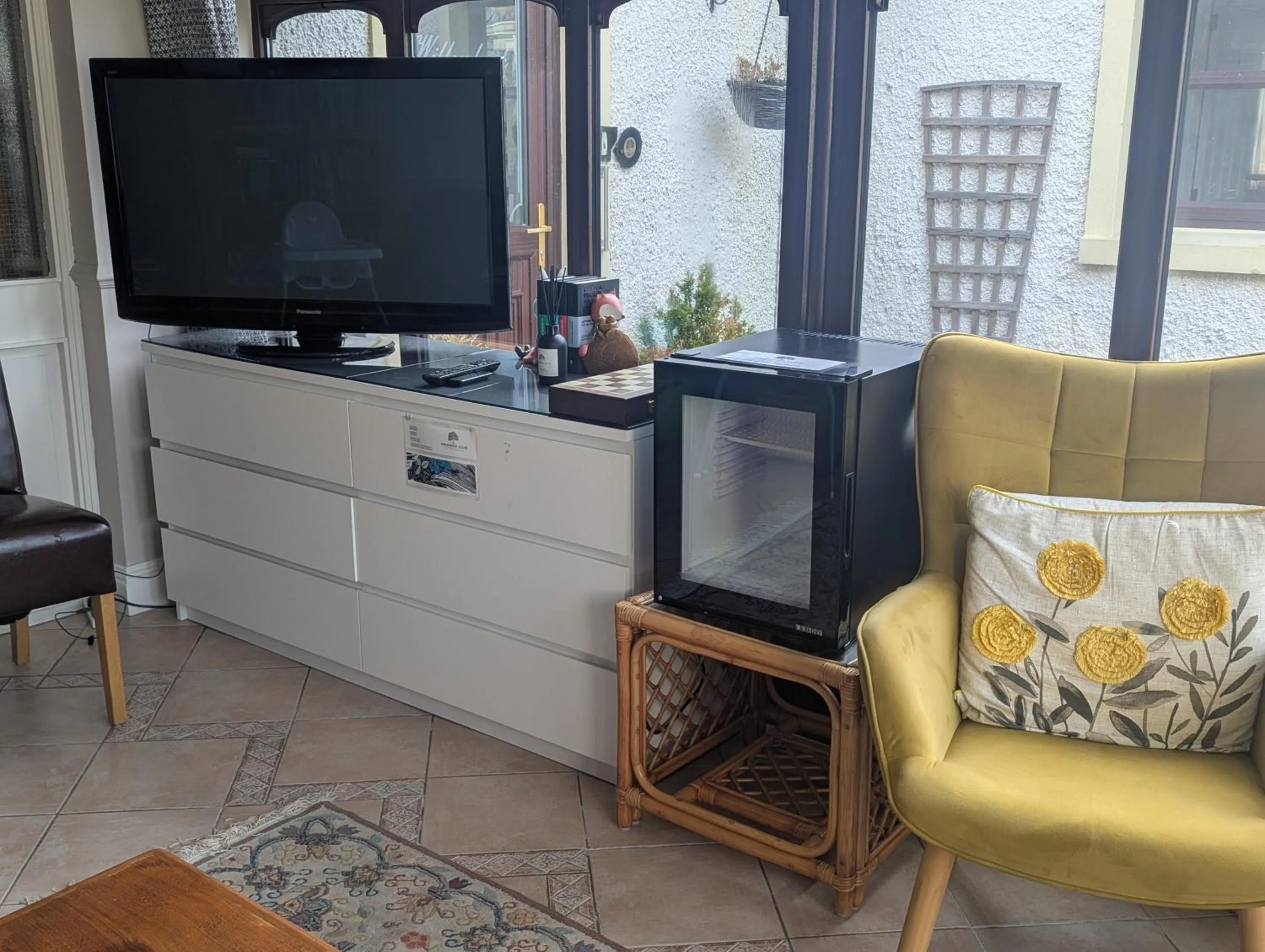 Lounge or bar in Willowbank House