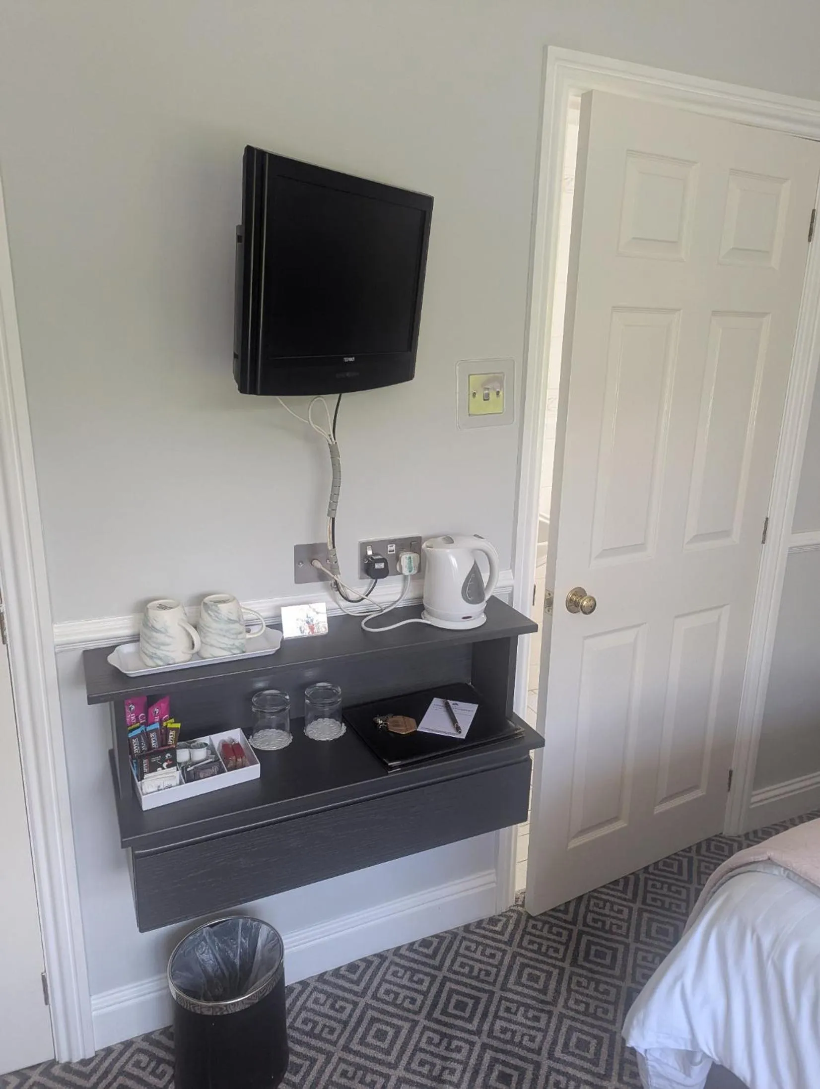 TV and multimedia, Bed in Willowbank House