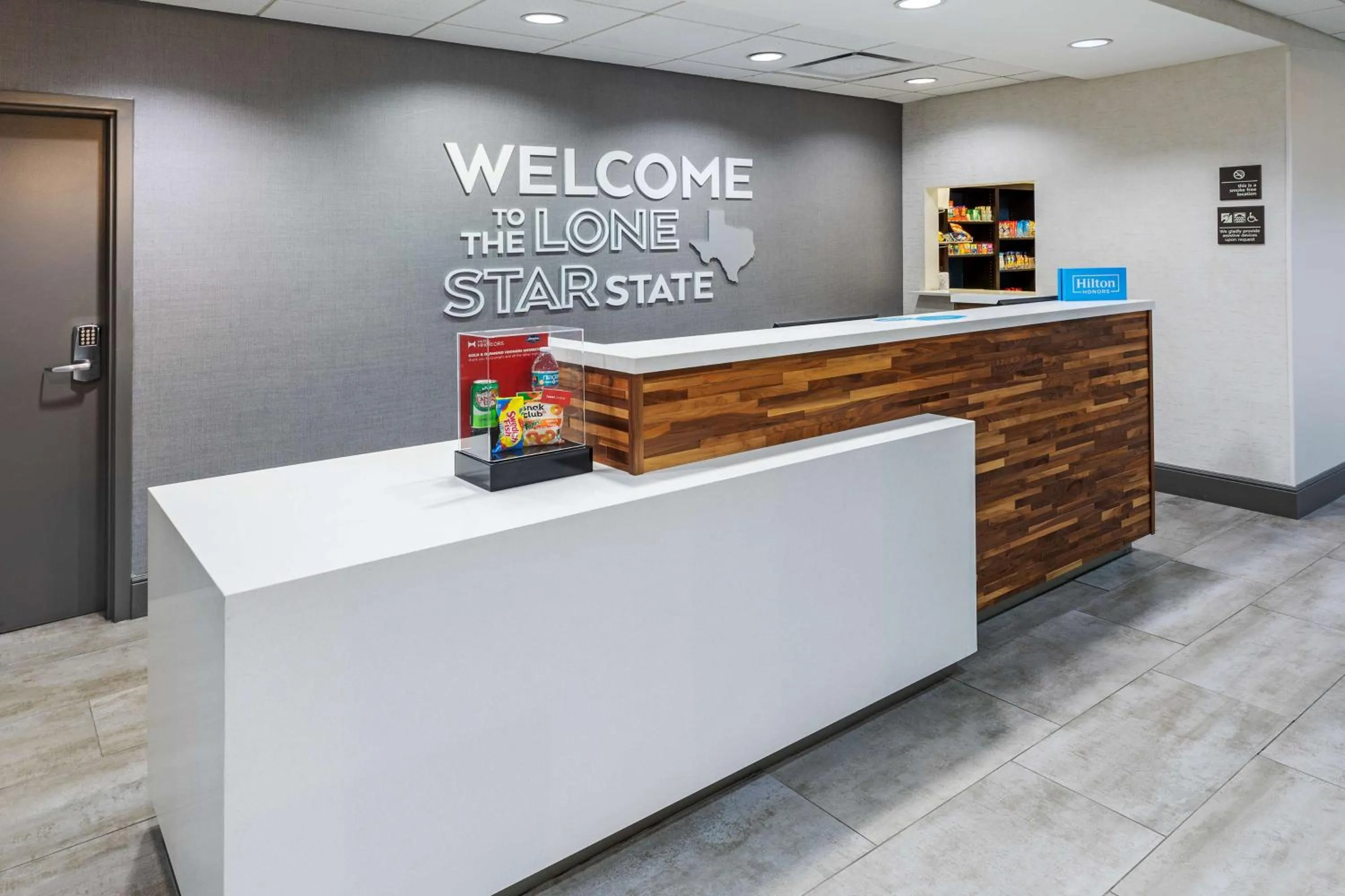 Lobby or reception in Hampton Inn and Suites Houston Heights I-10