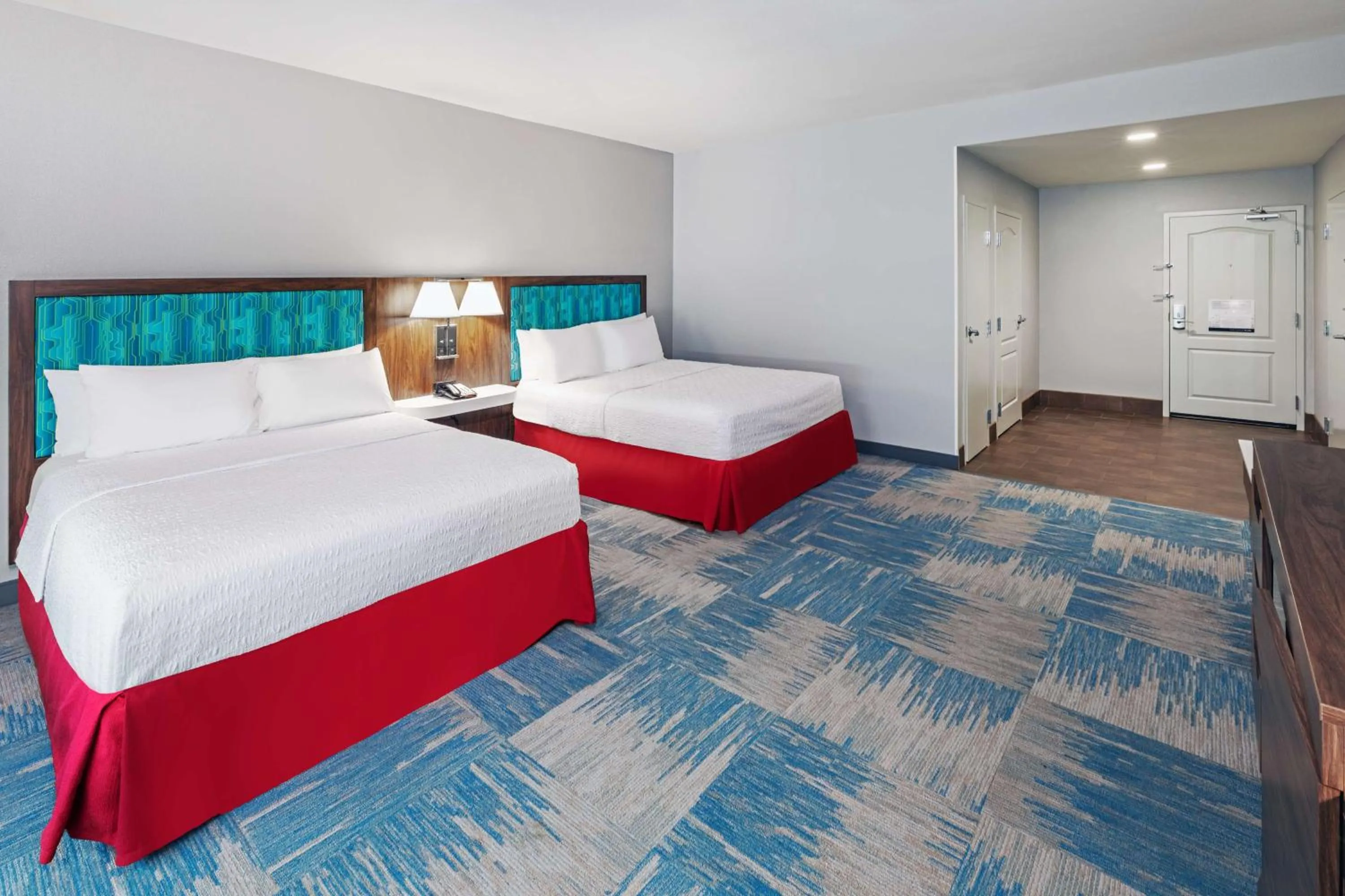 Bed in Hampton Inn and Suites Houston Heights I-10