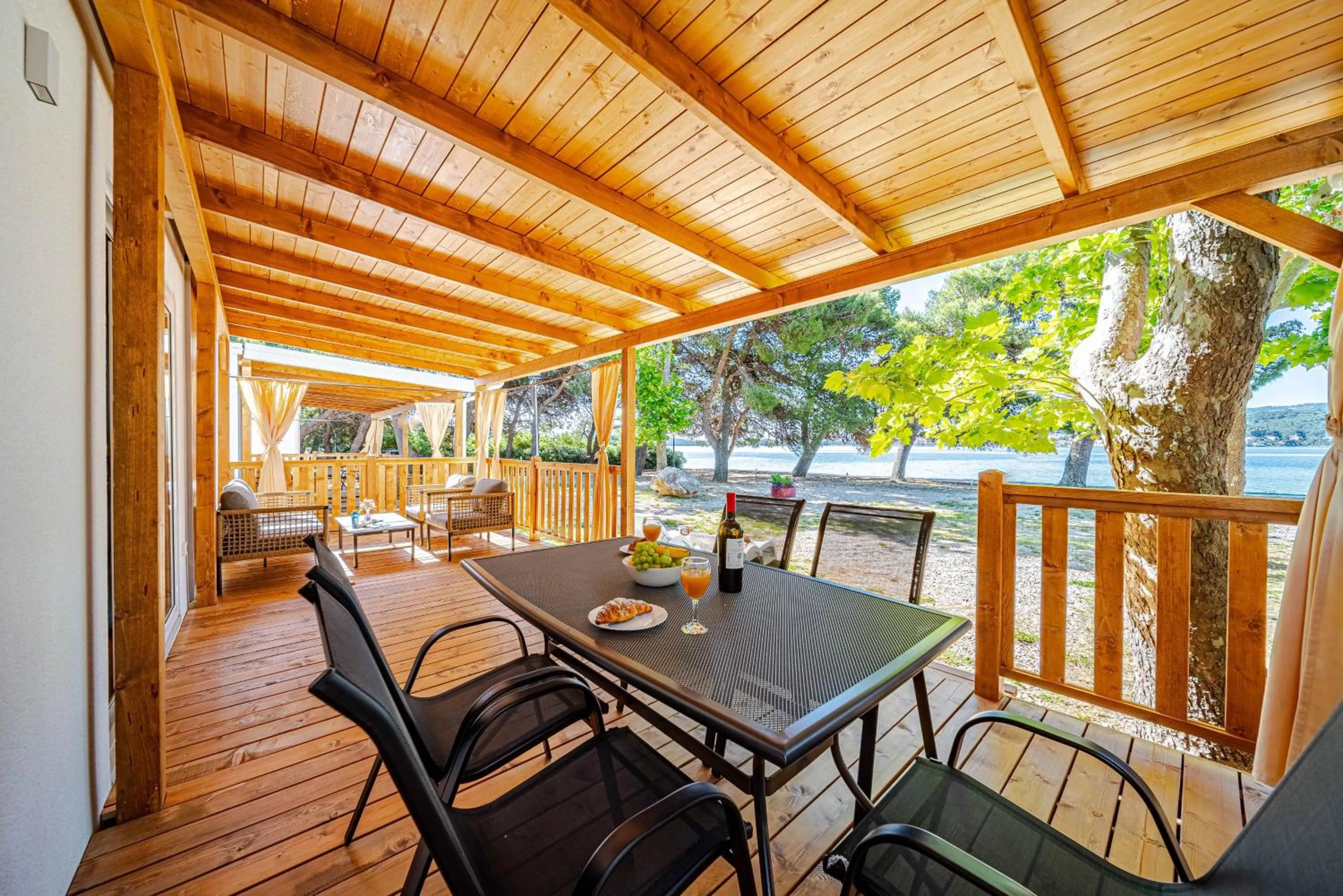 Patio in Mobile Homes Camp Perna - Adriatic Kampovi