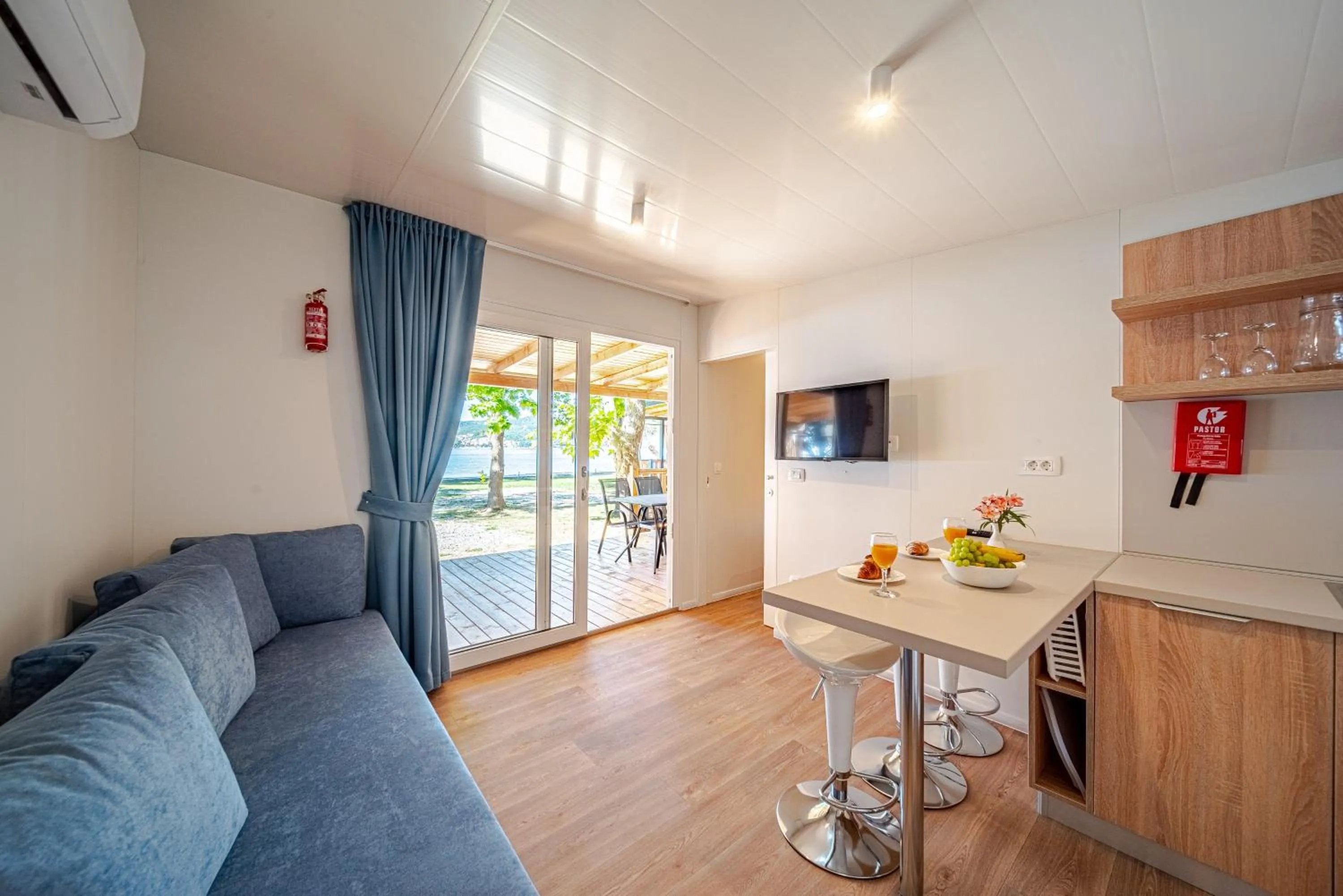 Food and drinks in Mobile Homes Camp Perna - Adriatic Kampovi