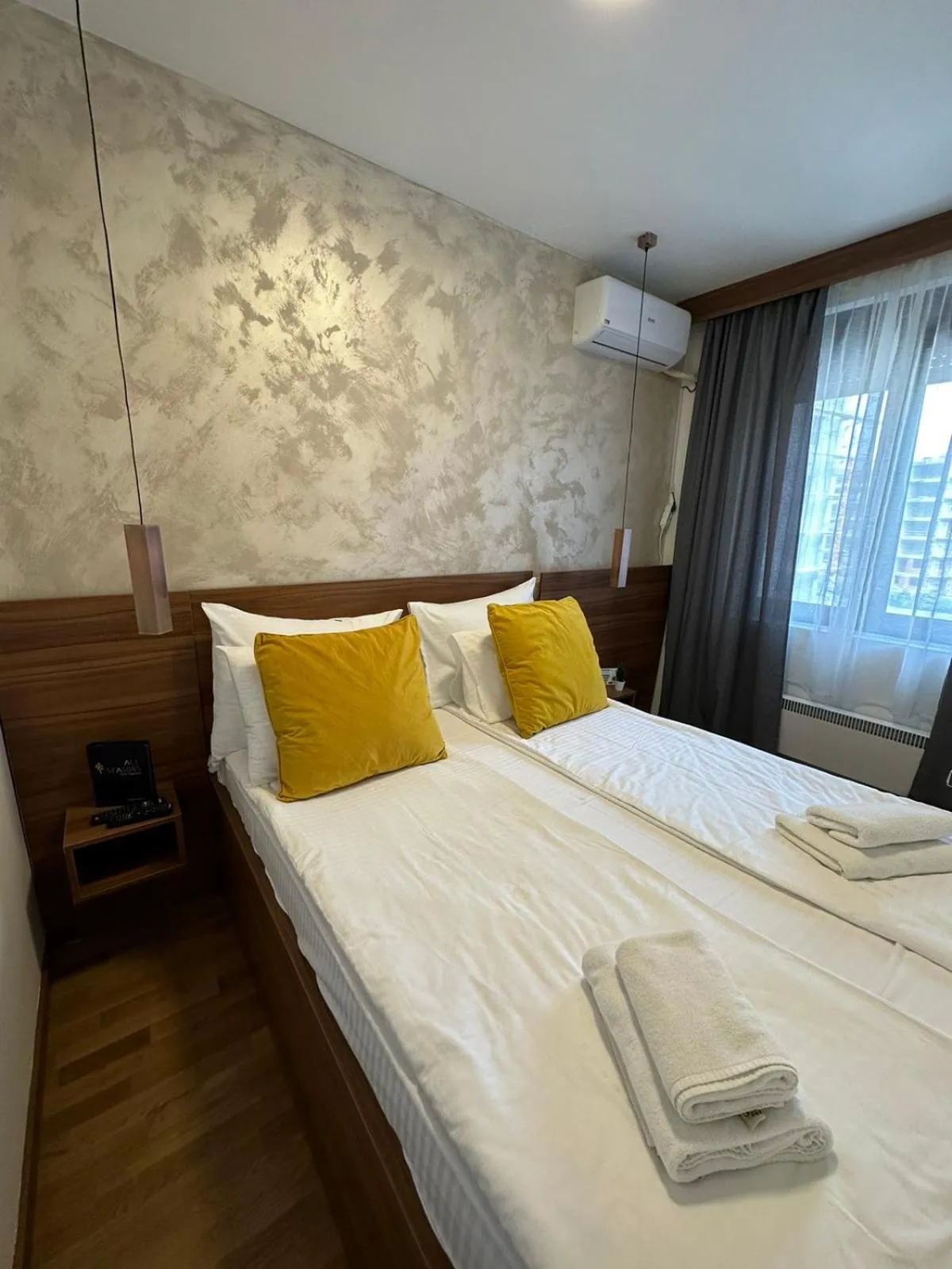 Bed in All Seasons Residence