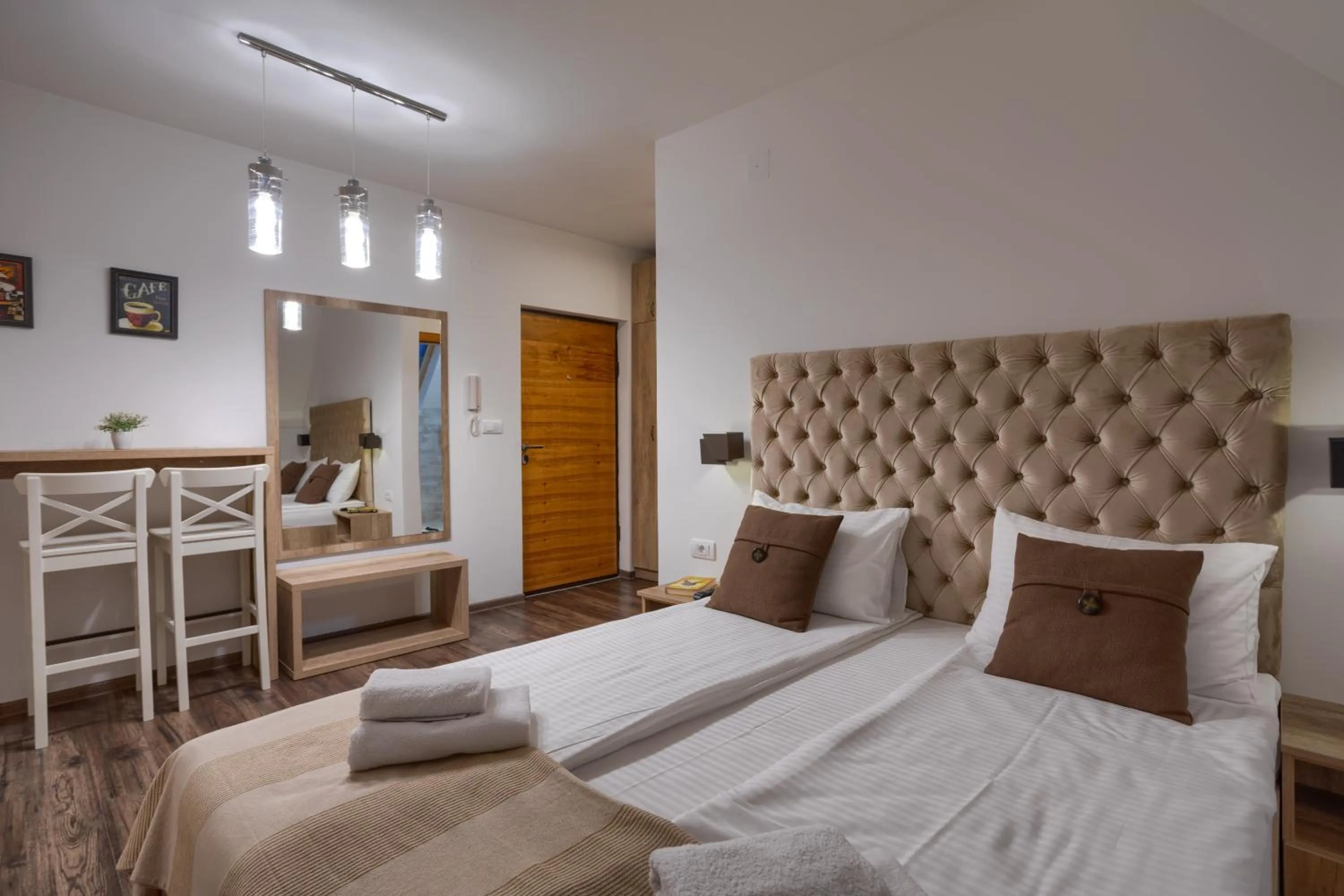 Photo of the whole room, Bed in All Seasons Residence