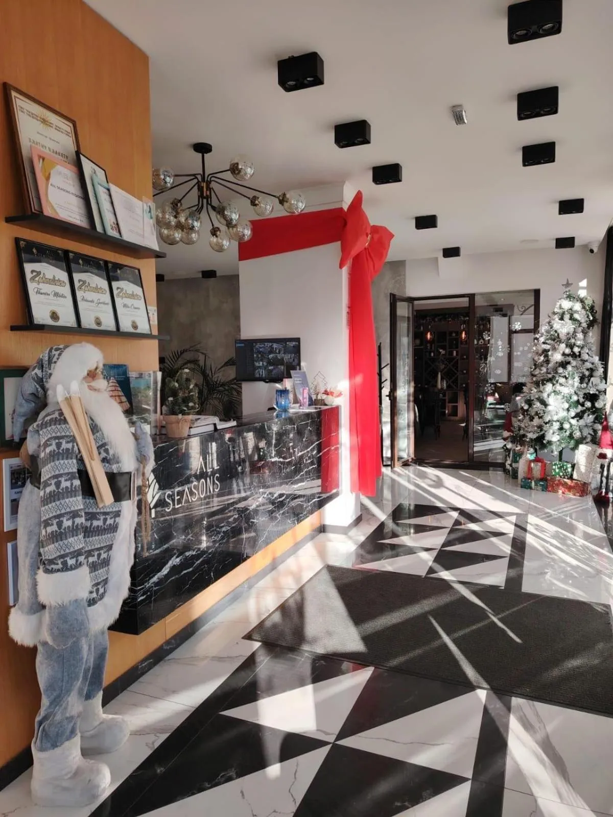 Lobby or reception in All Seasons Residence