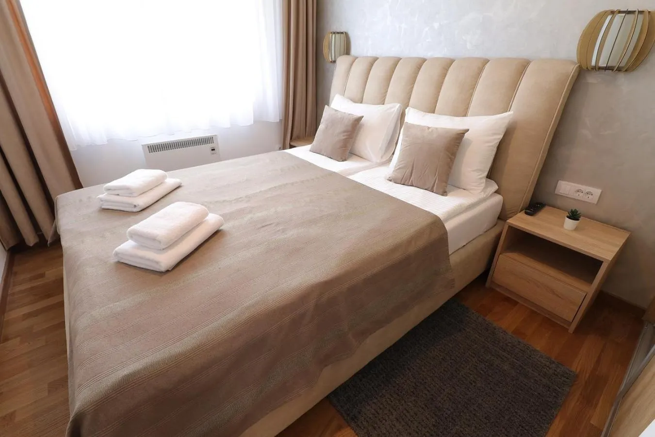 Bed in All Seasons Residence