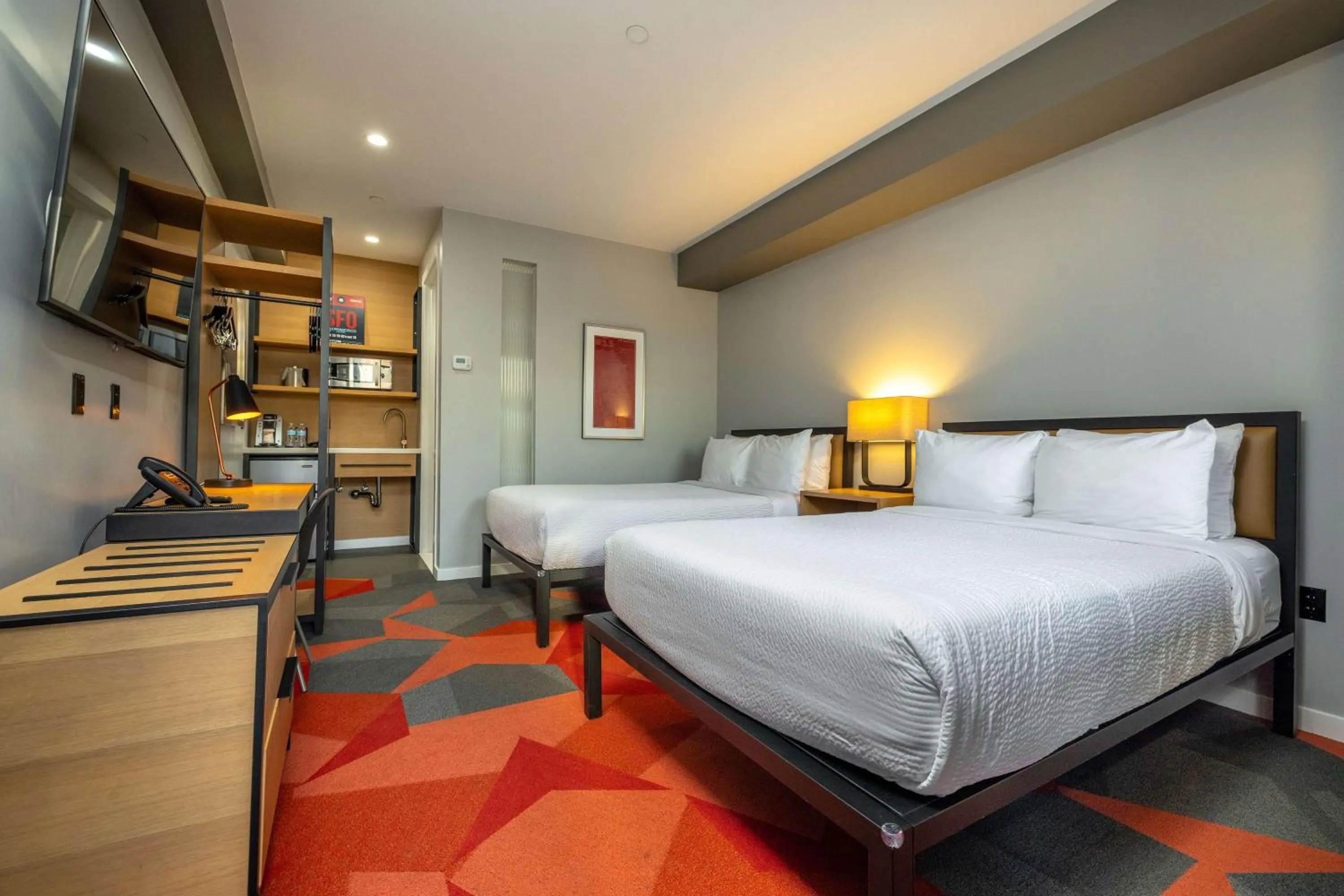 Bed in Infinity Hotel San Francisco, Tapestry Collection by Hilton