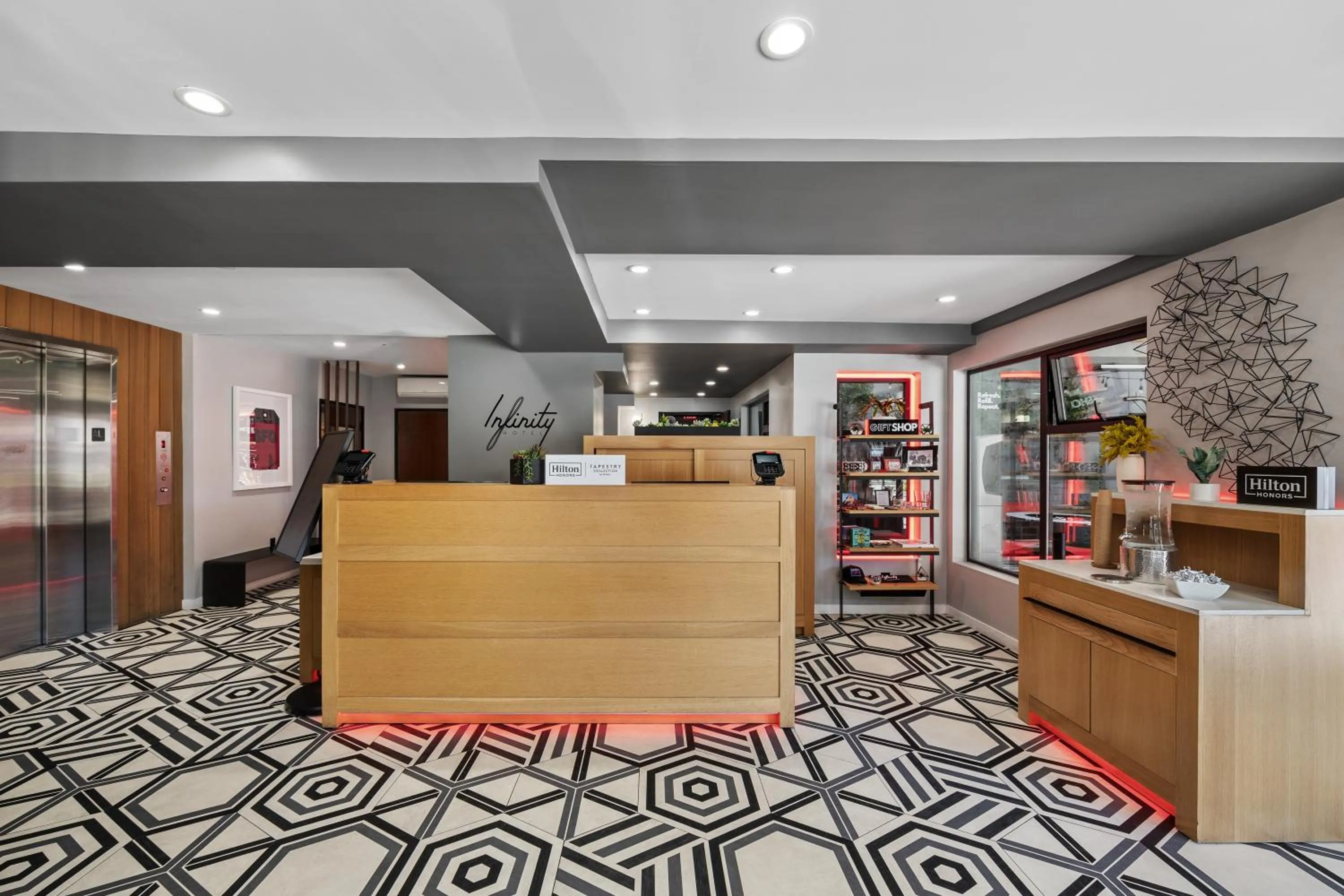Lobby or reception in Infinity Hotel San Francisco, Tapestry Collection by Hilton