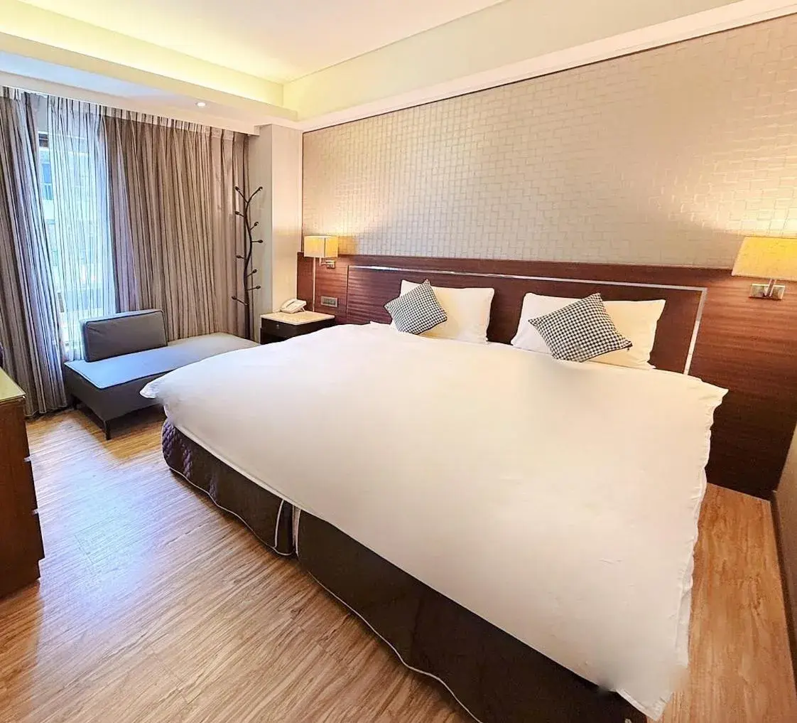 Superior Twin Room in HopeCity MinSheng Hotel Superior Twin Room in HopeCity MinSheng Hotel