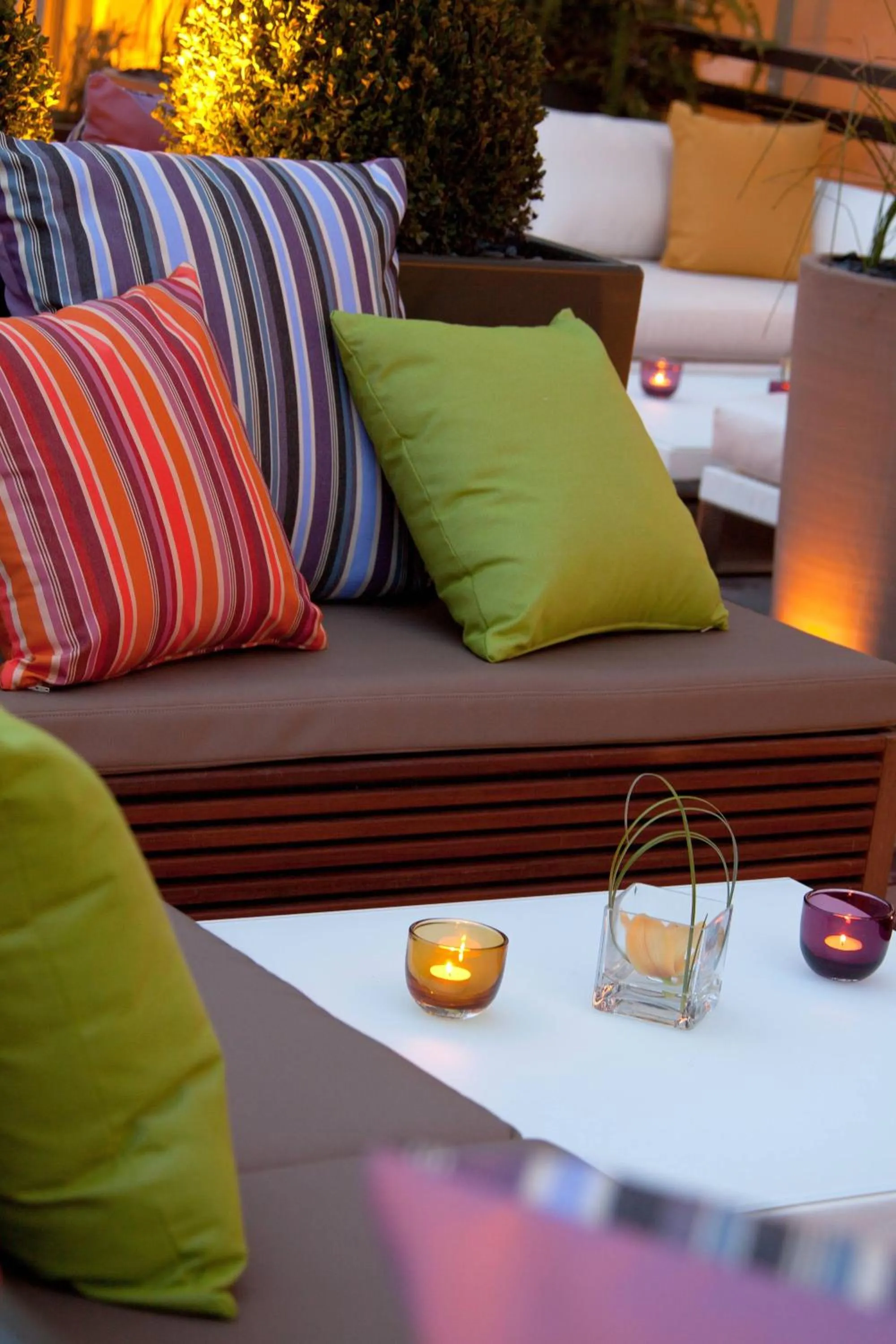 Restaurant/places to eat in Renaissance Aix-en-Provence Hotel