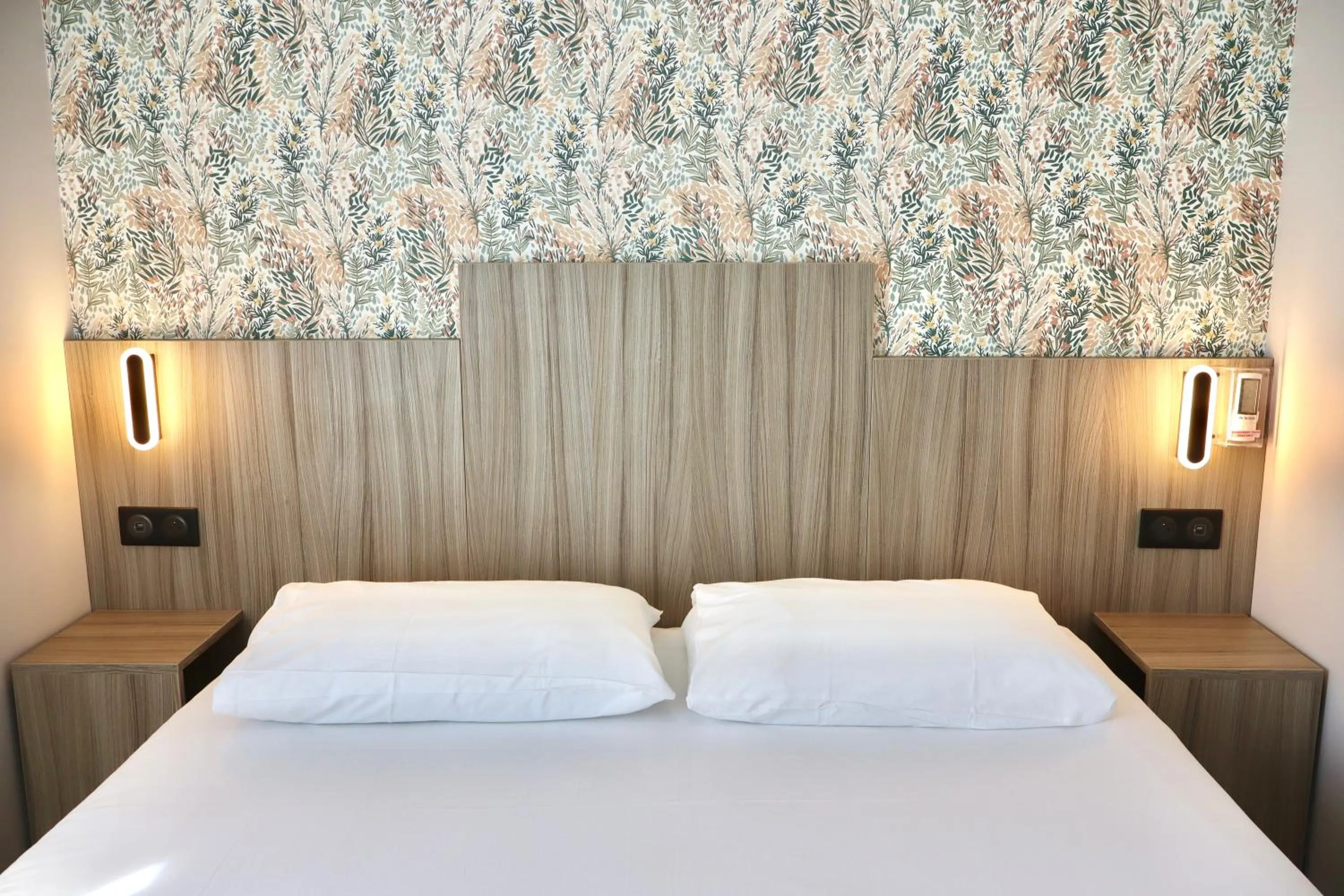 Bed in Brit Hotel Essentiel REIMS Taissy