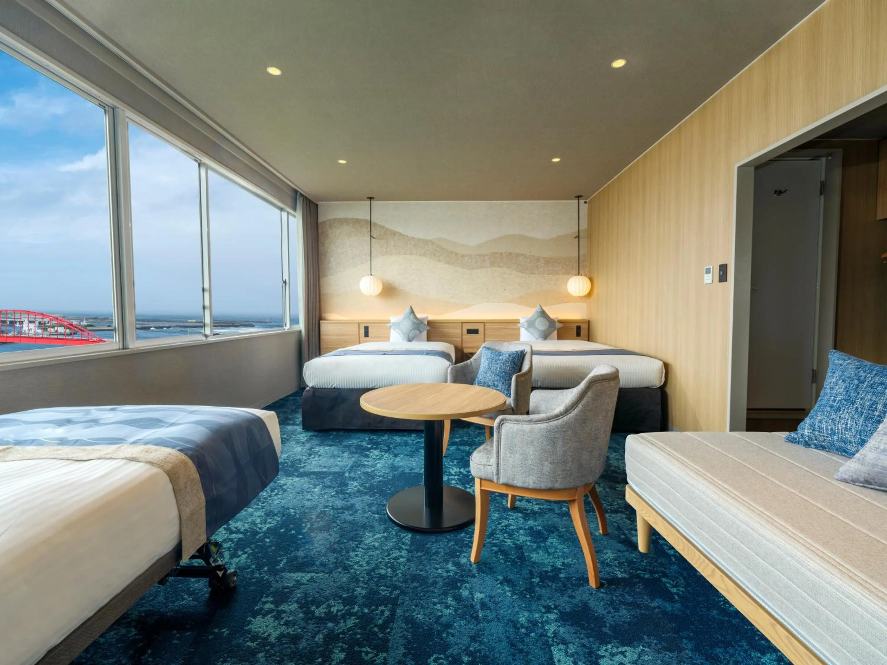 Photo of the whole room, Bed in KAMENOI HOTEL Oarai