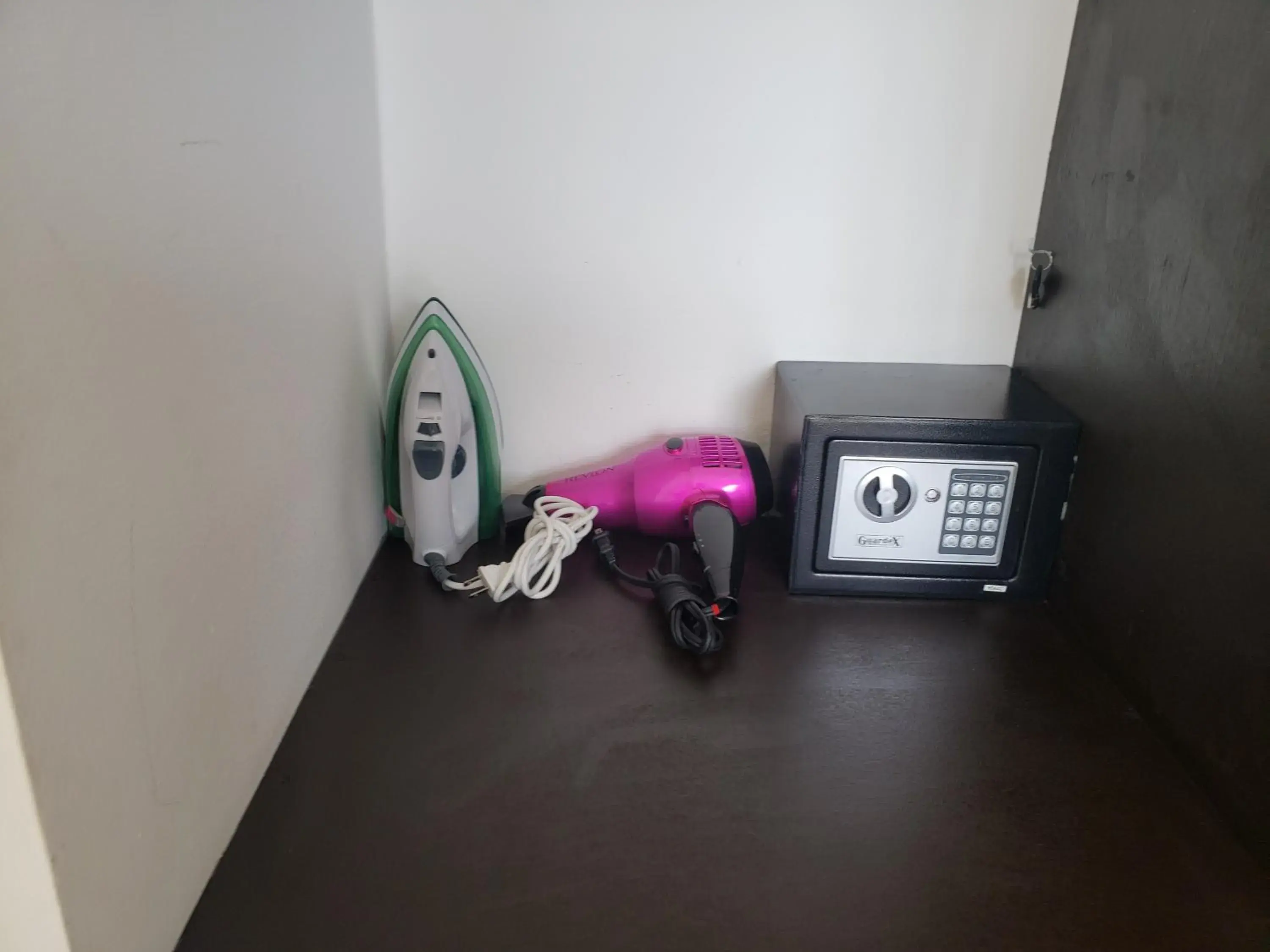 Apartment with Balcony in A una calle del ado 5ta avenida Apartment with Balcony in A una calle del ado 5ta avenida