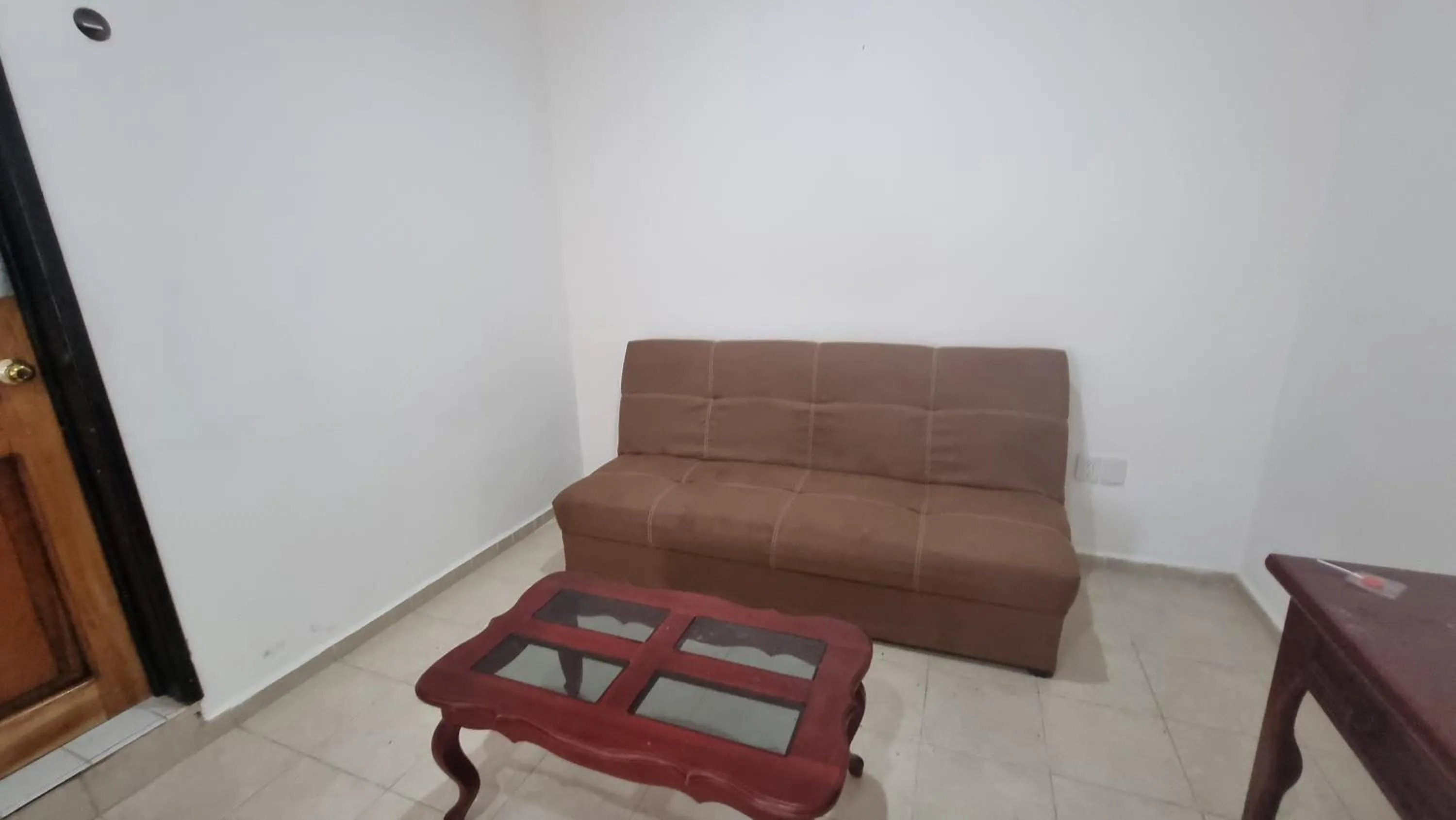 Living room in A una calle del ado 5ta avenida