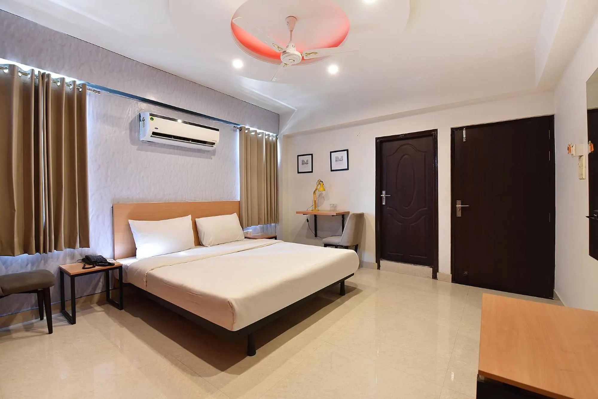 Bedroom in FabHotel Rushank Palace