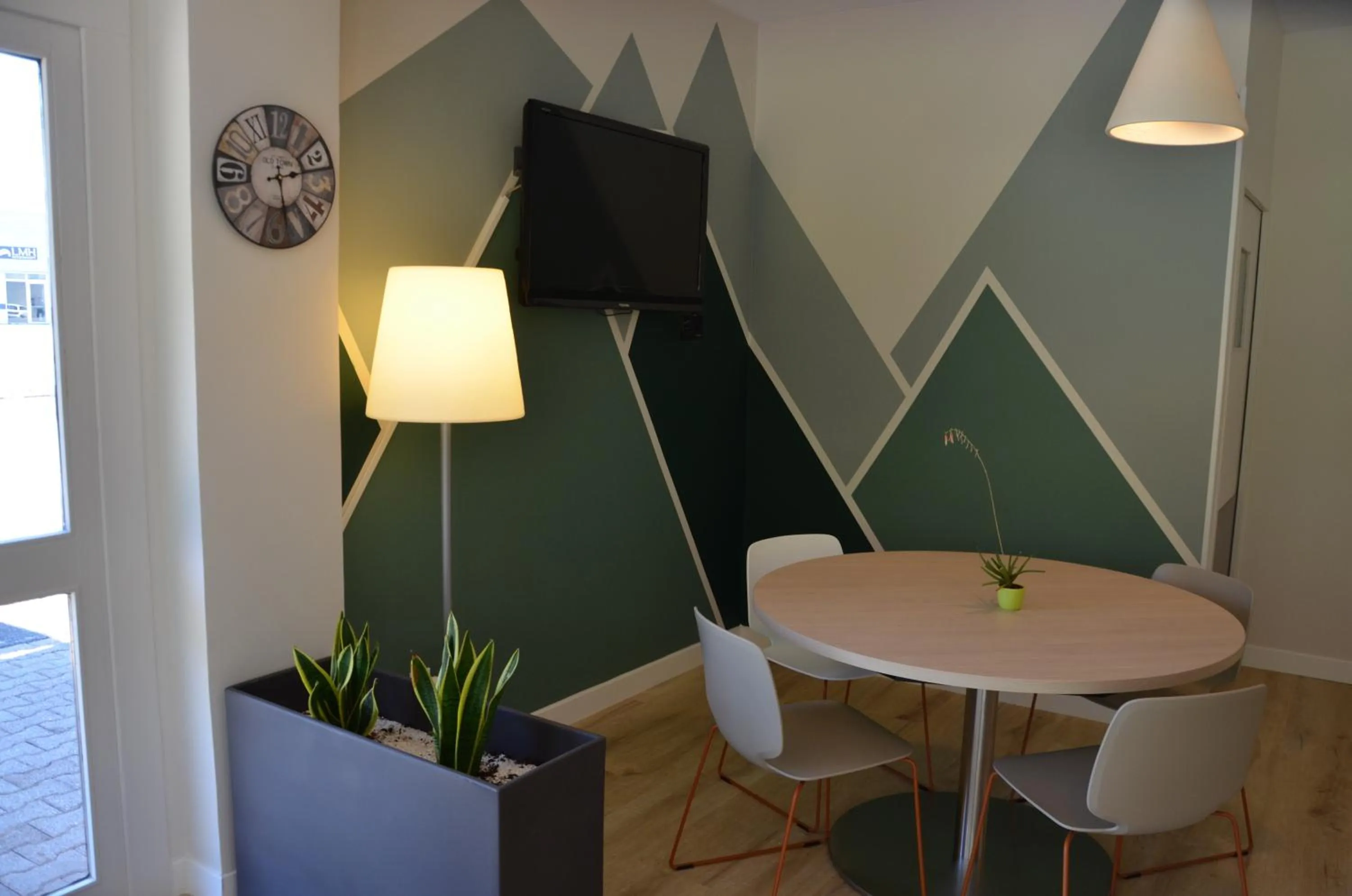 Breakfast in The Originals City, Hôtel Amys, Tarbes Sud