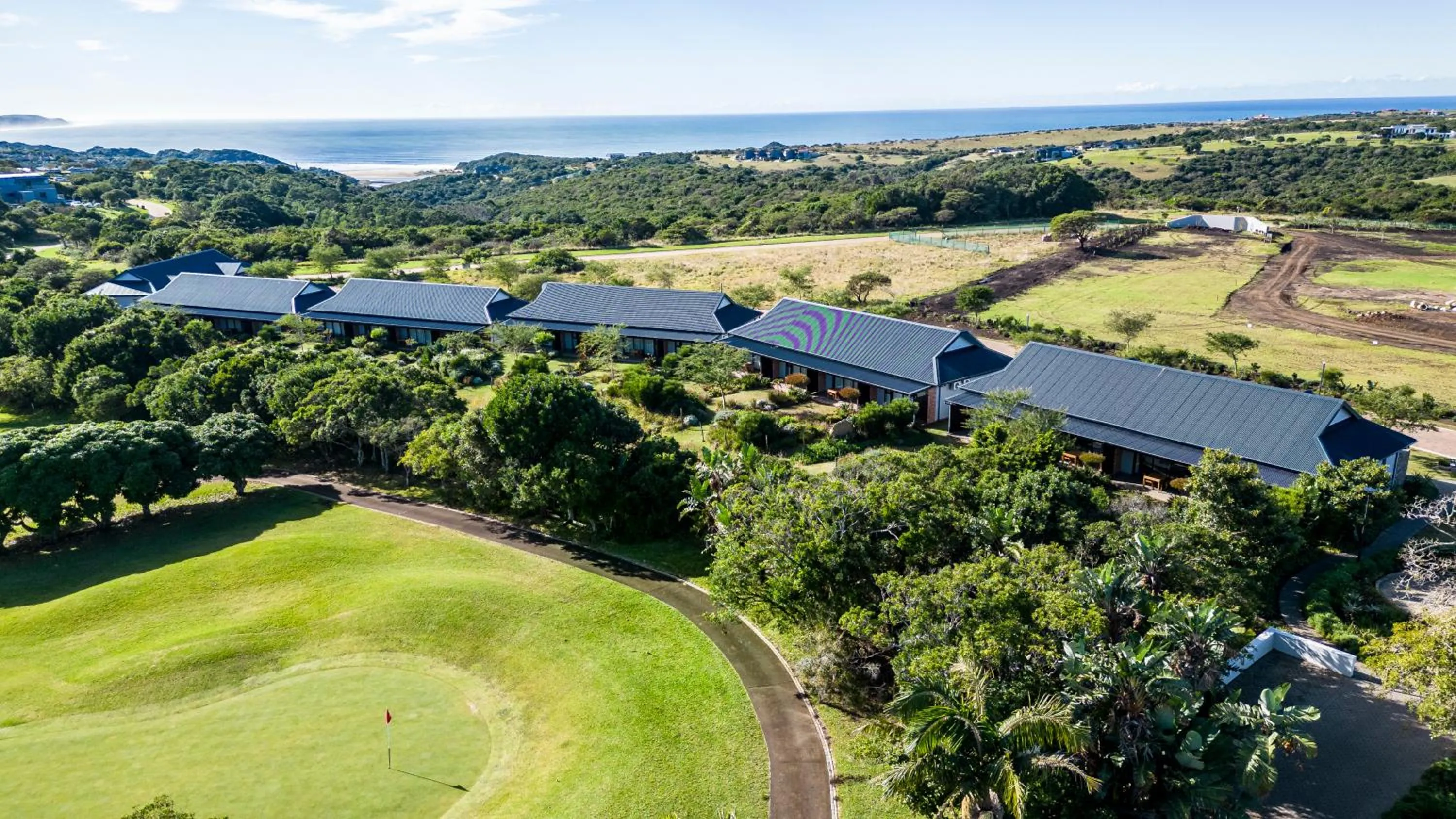 Property building in Hotel Olivewood