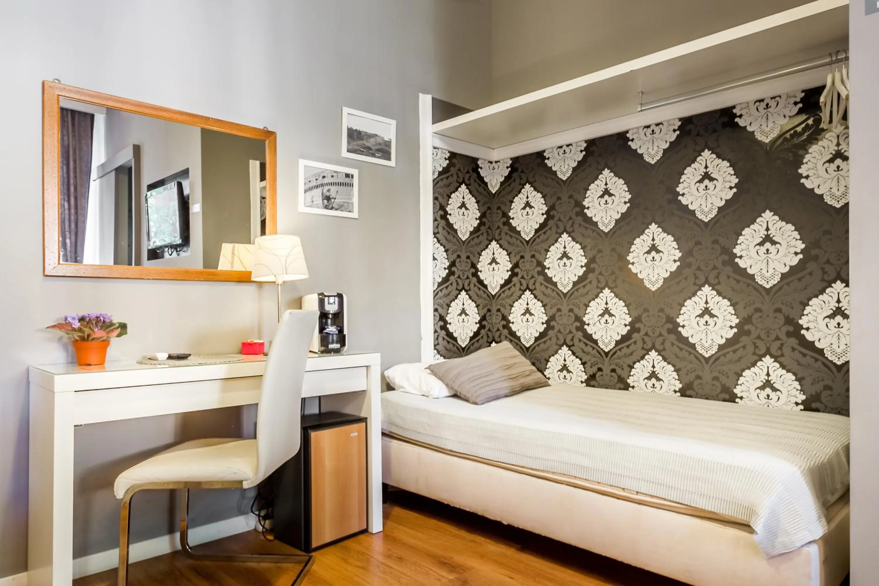 Bed in AmoRoma Suite