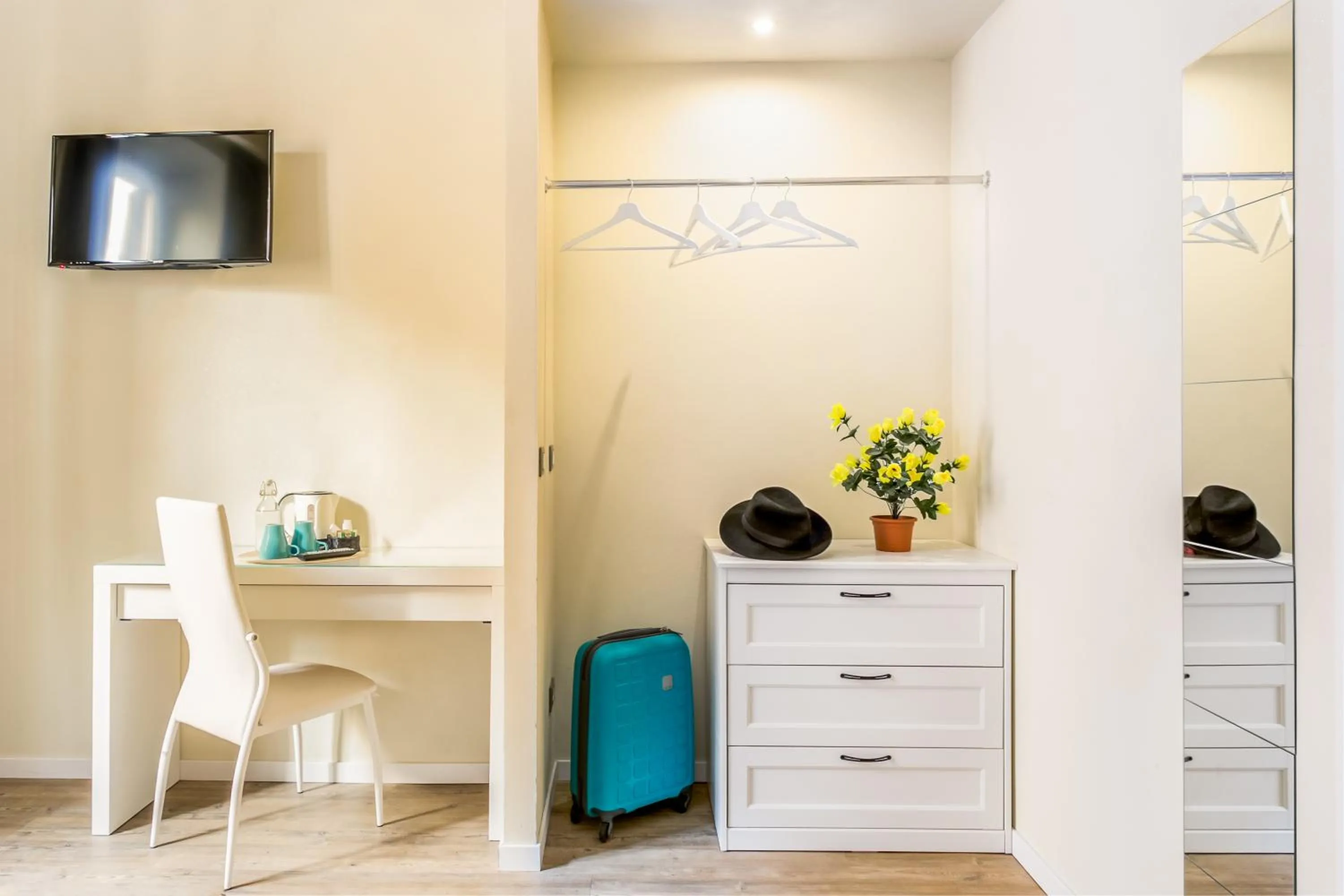 TV and multimedia in AmoRoma Suite