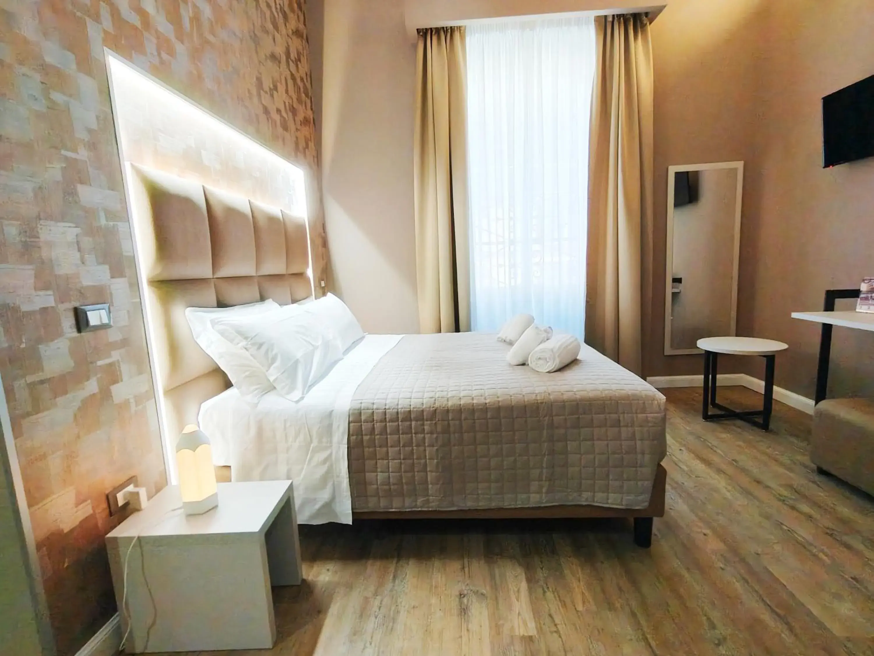 Deluxe Double Room in AmoRoma Suite Deluxe Double Room in AmoRoma Suite