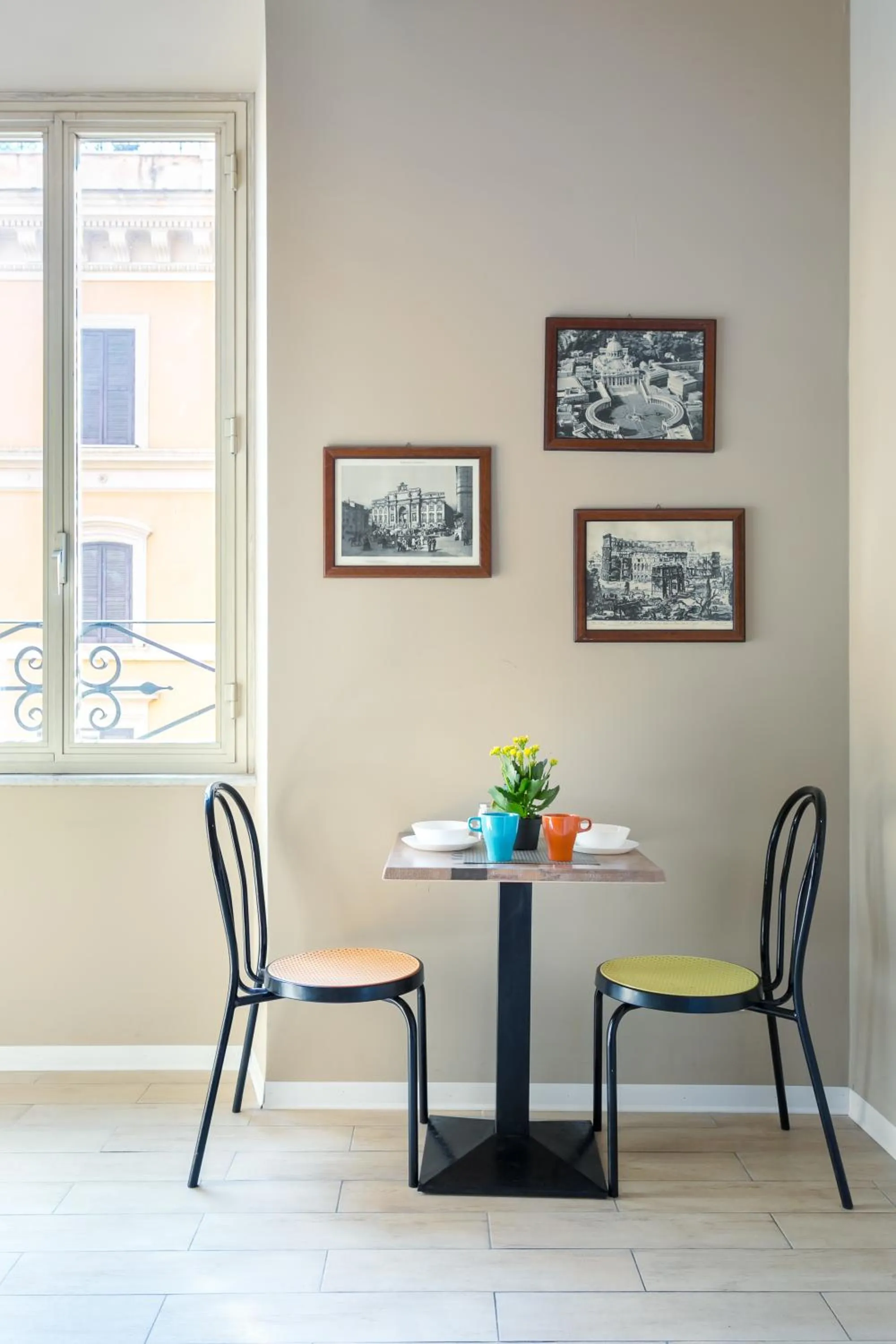 Decorative detail in AmoRoma Suite