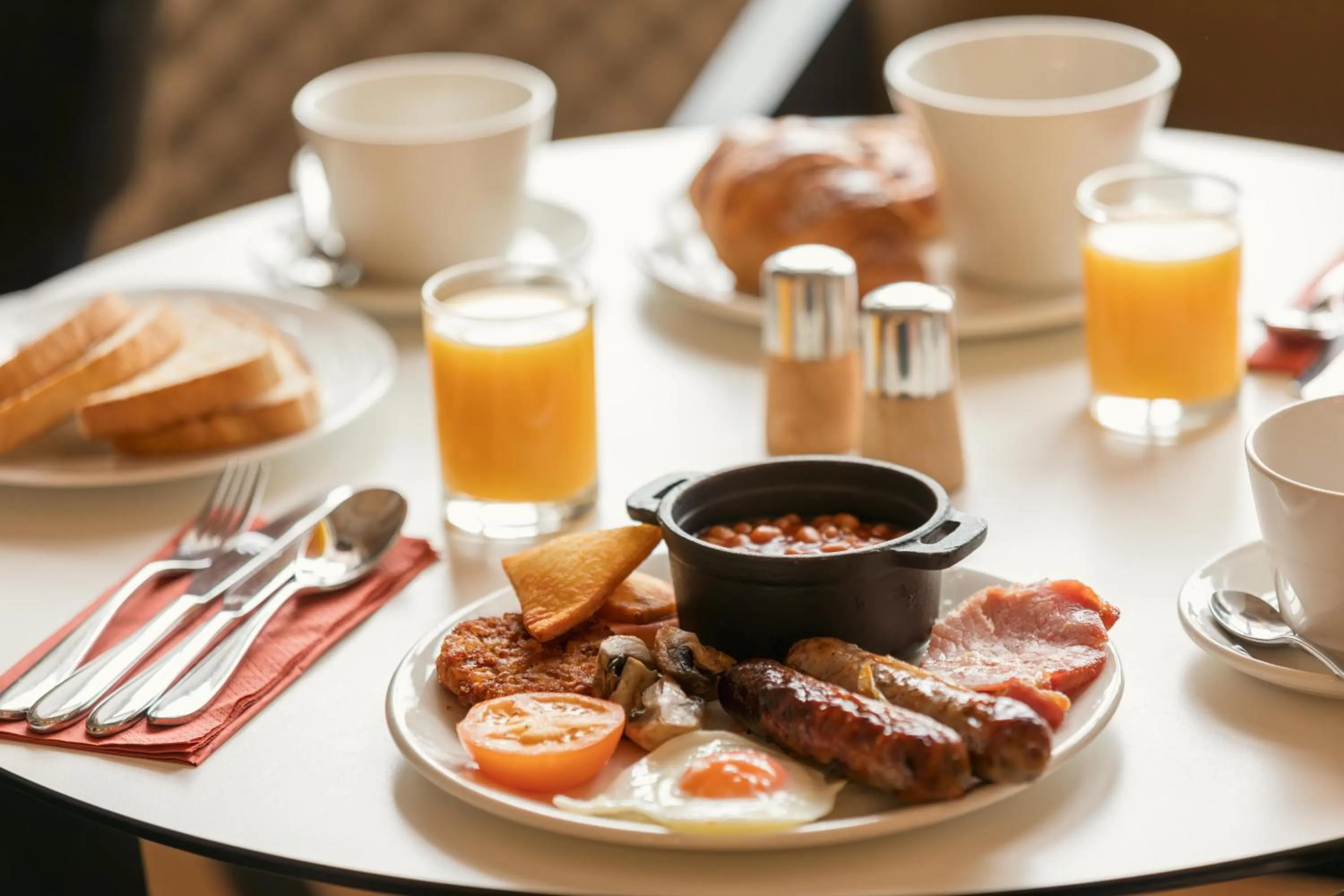 Restaurant/places to eat in Peebles Hydro