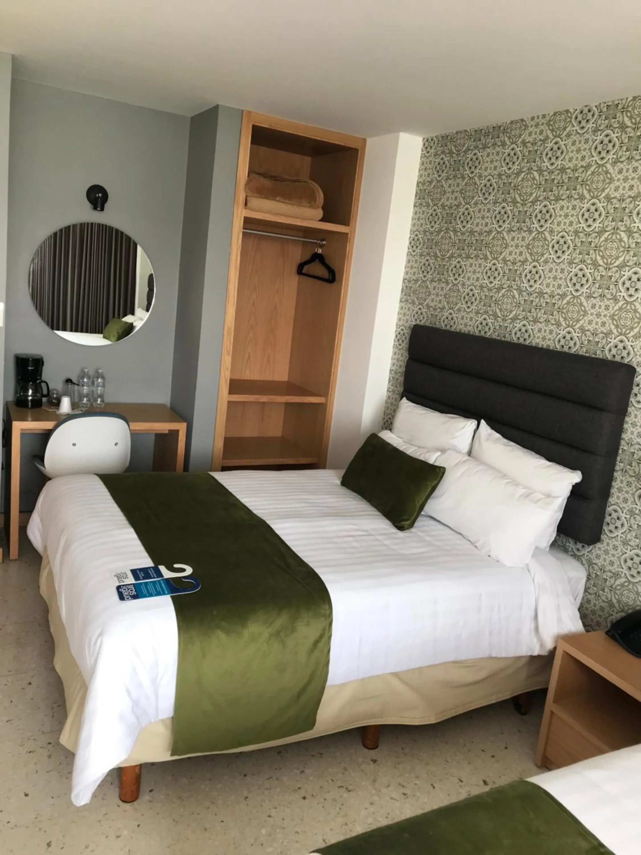 Bed in Hotel Ros Gaud