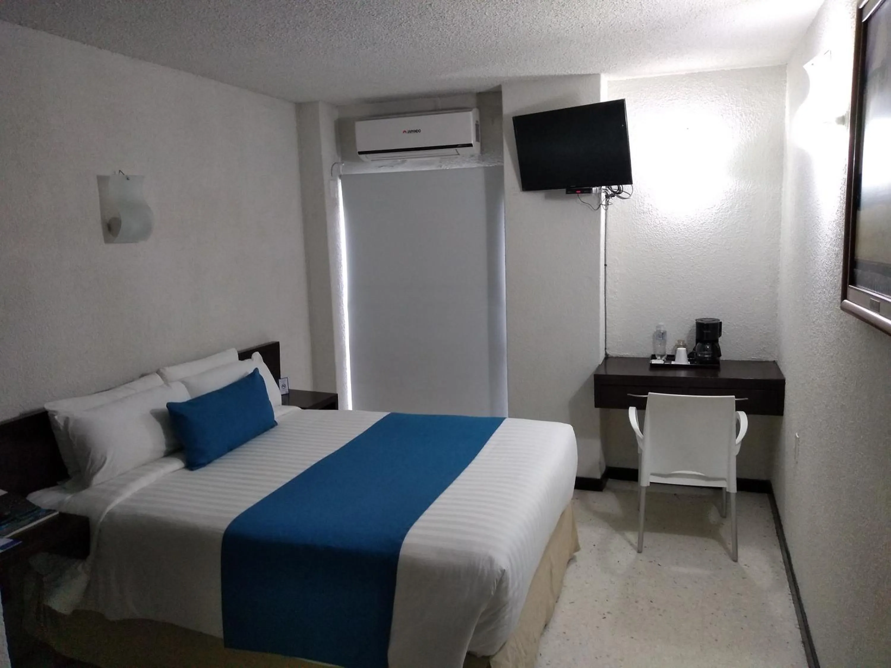 Bed in Hotel Ros Gaud