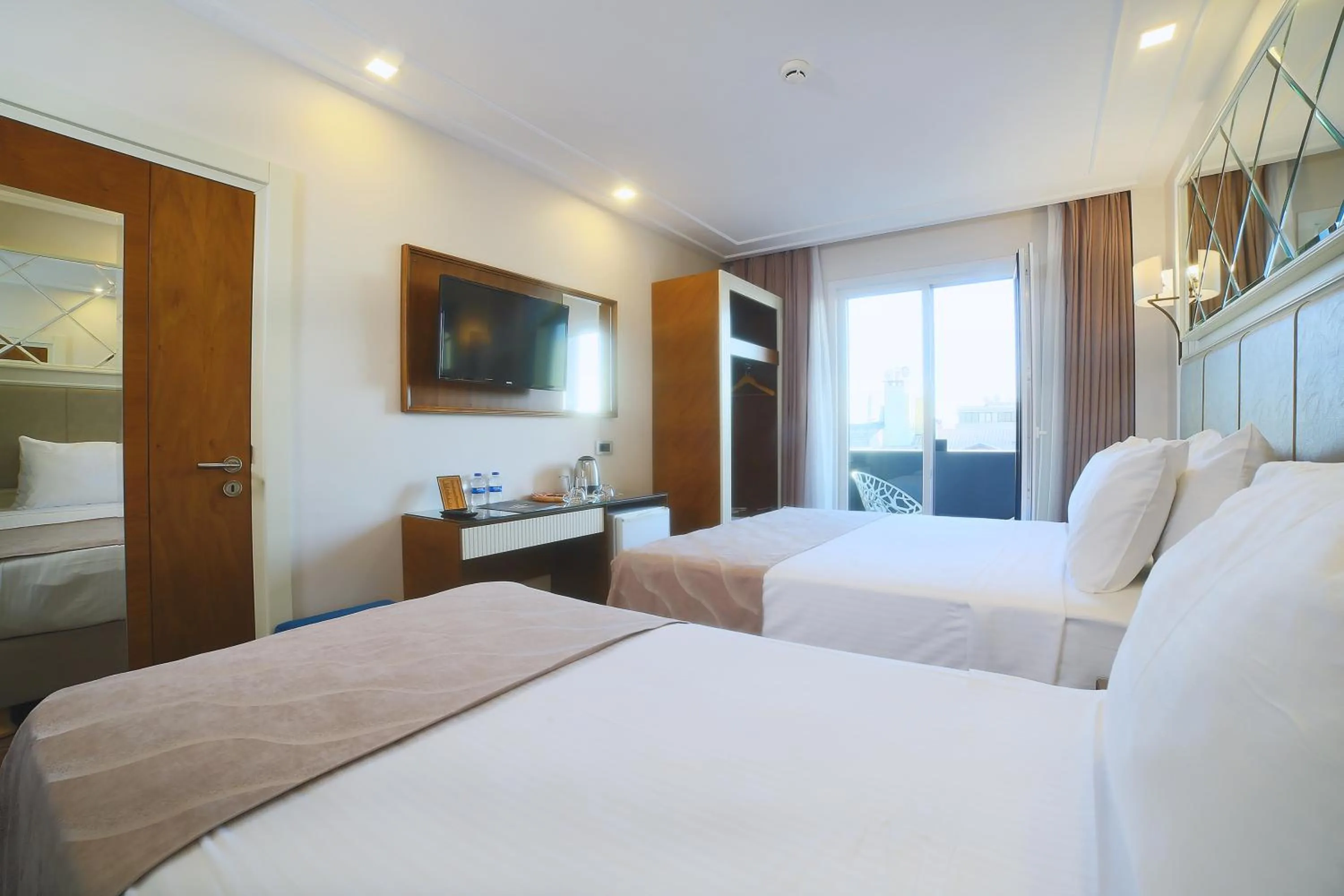 Bedroom, Bed in SORRISO HOTEL DUE