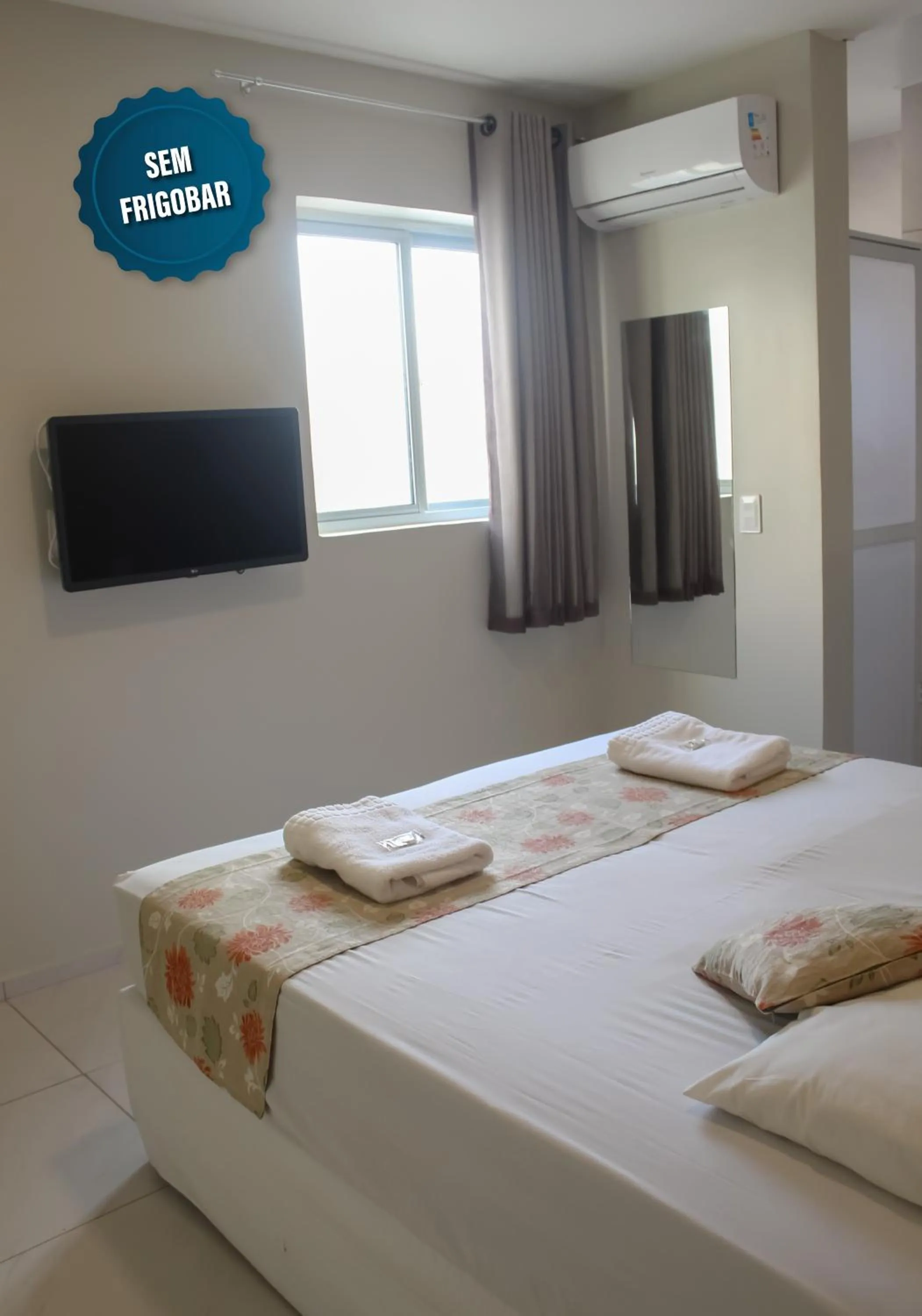 Photo of the whole room, Bed in Iracema Mar Hotel