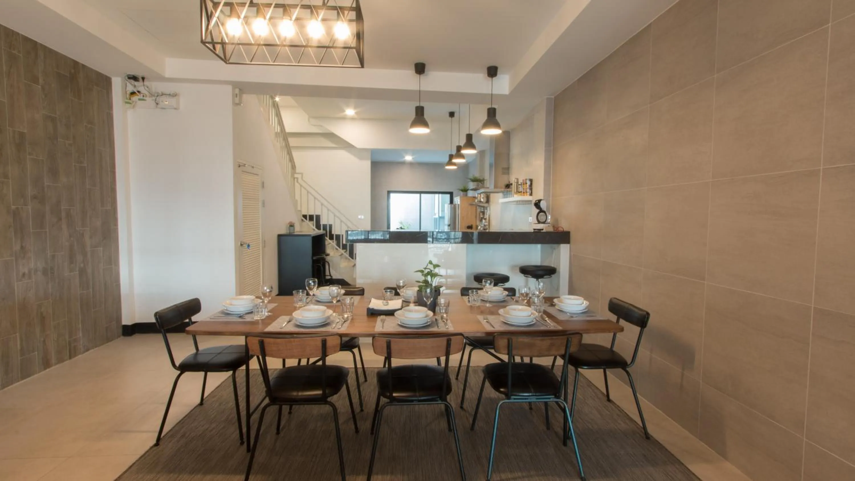 Dining area in Airee Premier Residence