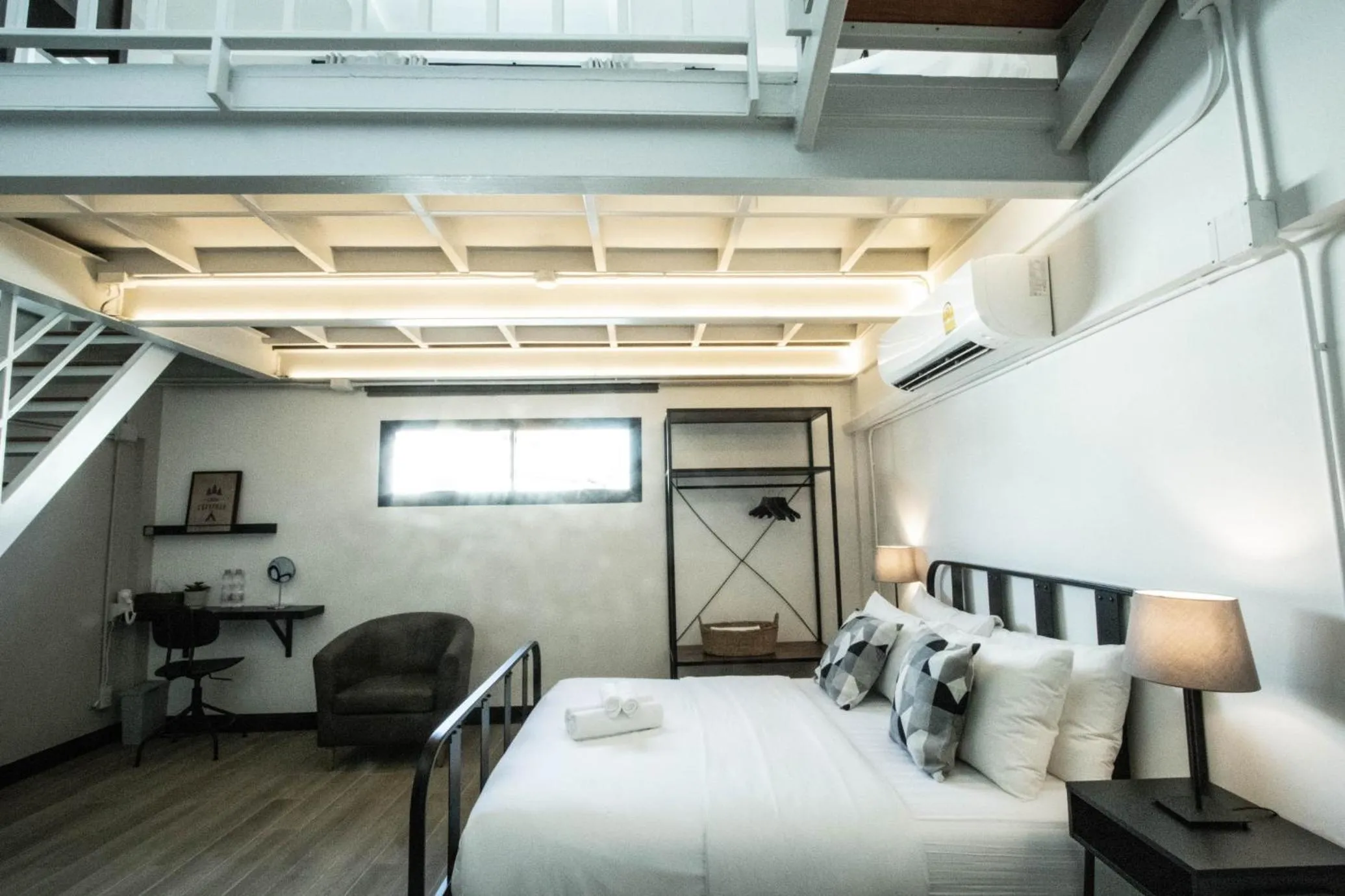 Photo of the whole room, Bed in Airee Premier Residence