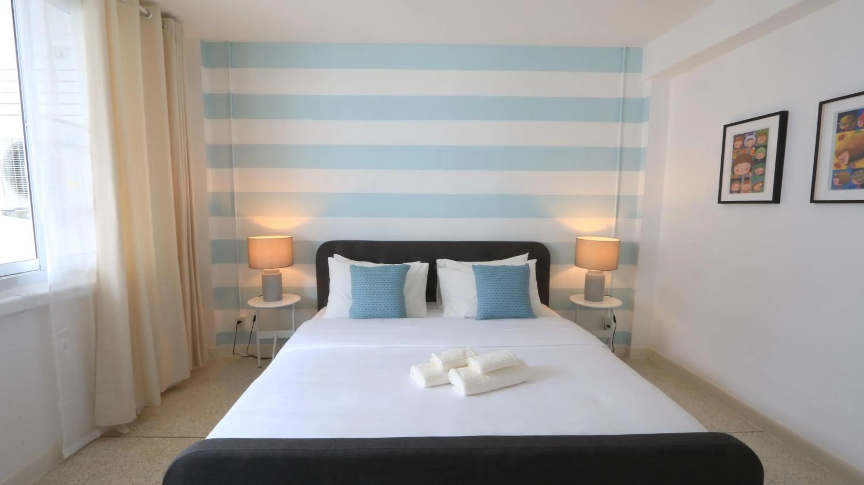 Bed in Airee Premier Residence