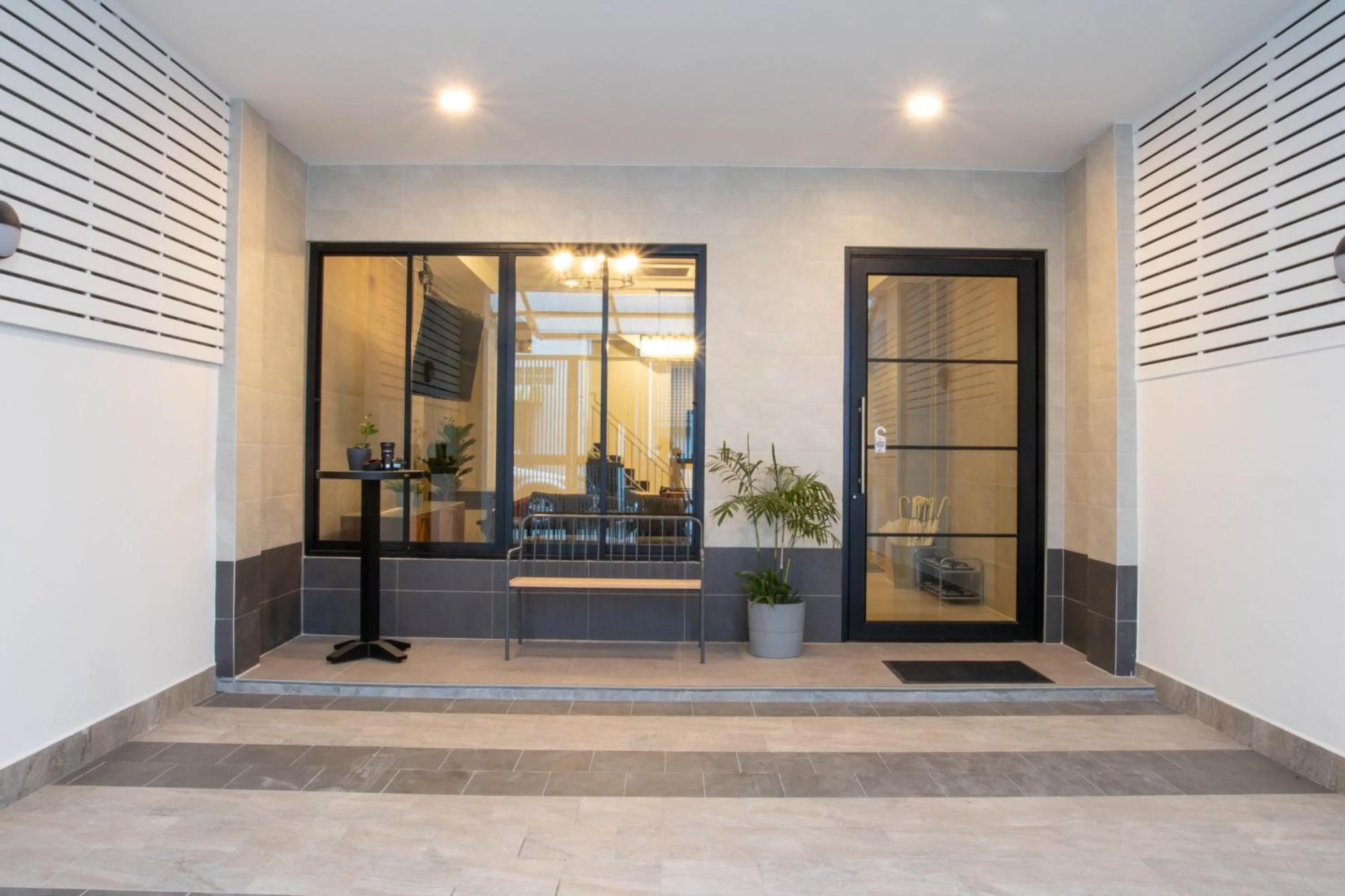 Facade/entrance in Airee Premier Residence