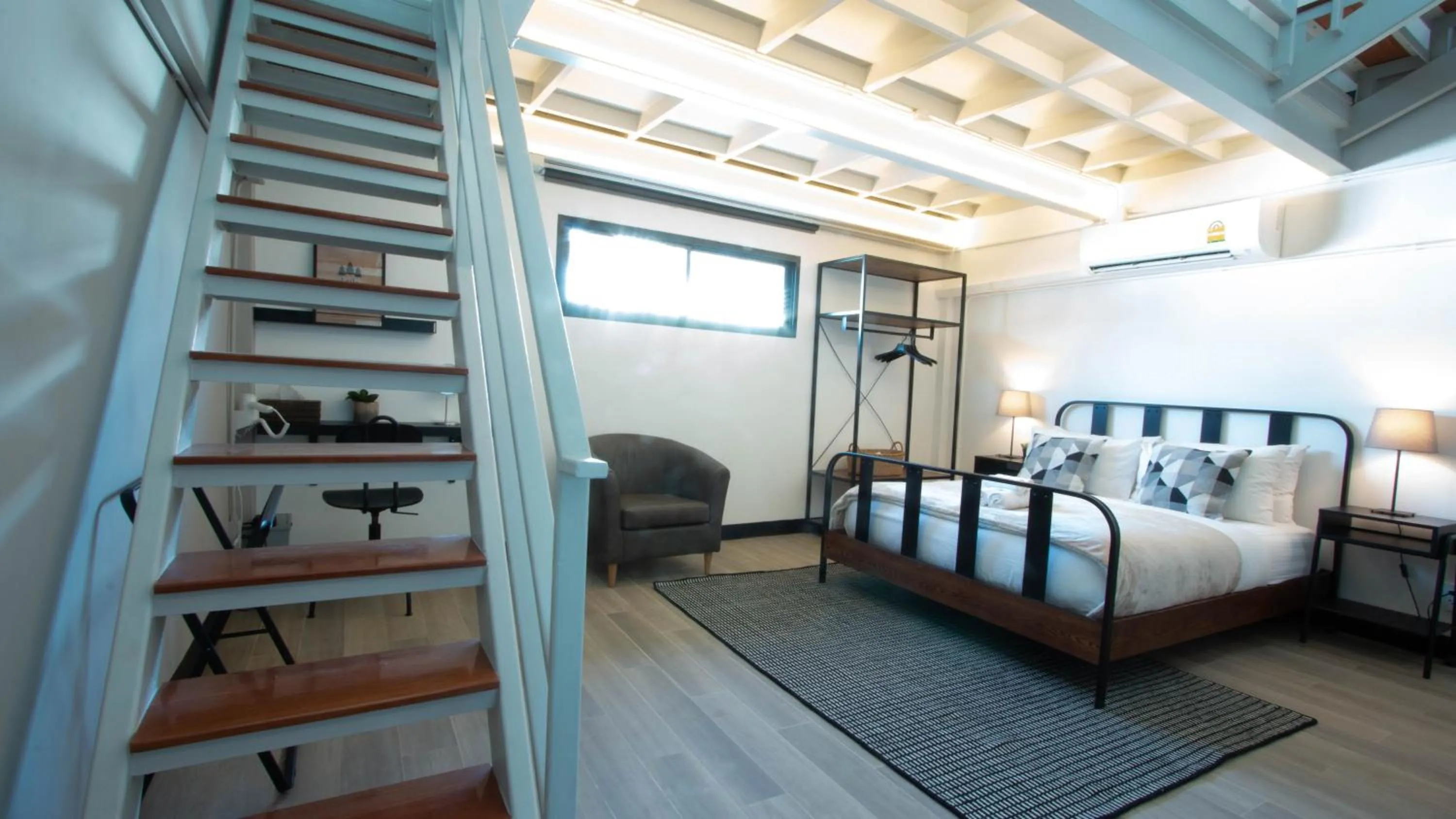 Bedroom, Bed in Airee Premier Residence