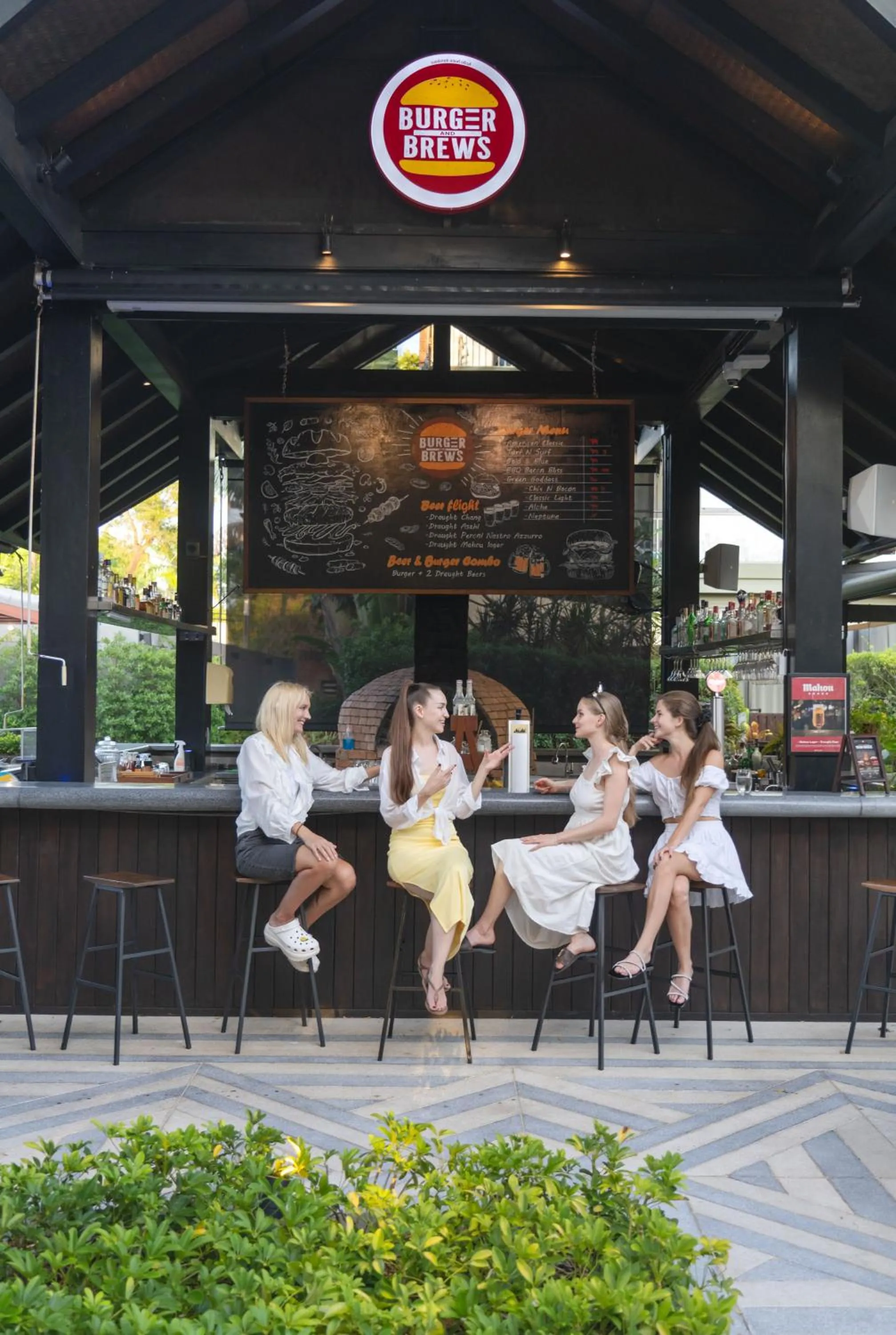 Restaurant/places to eat in Avani Plus Mai Khao Phuket Suites