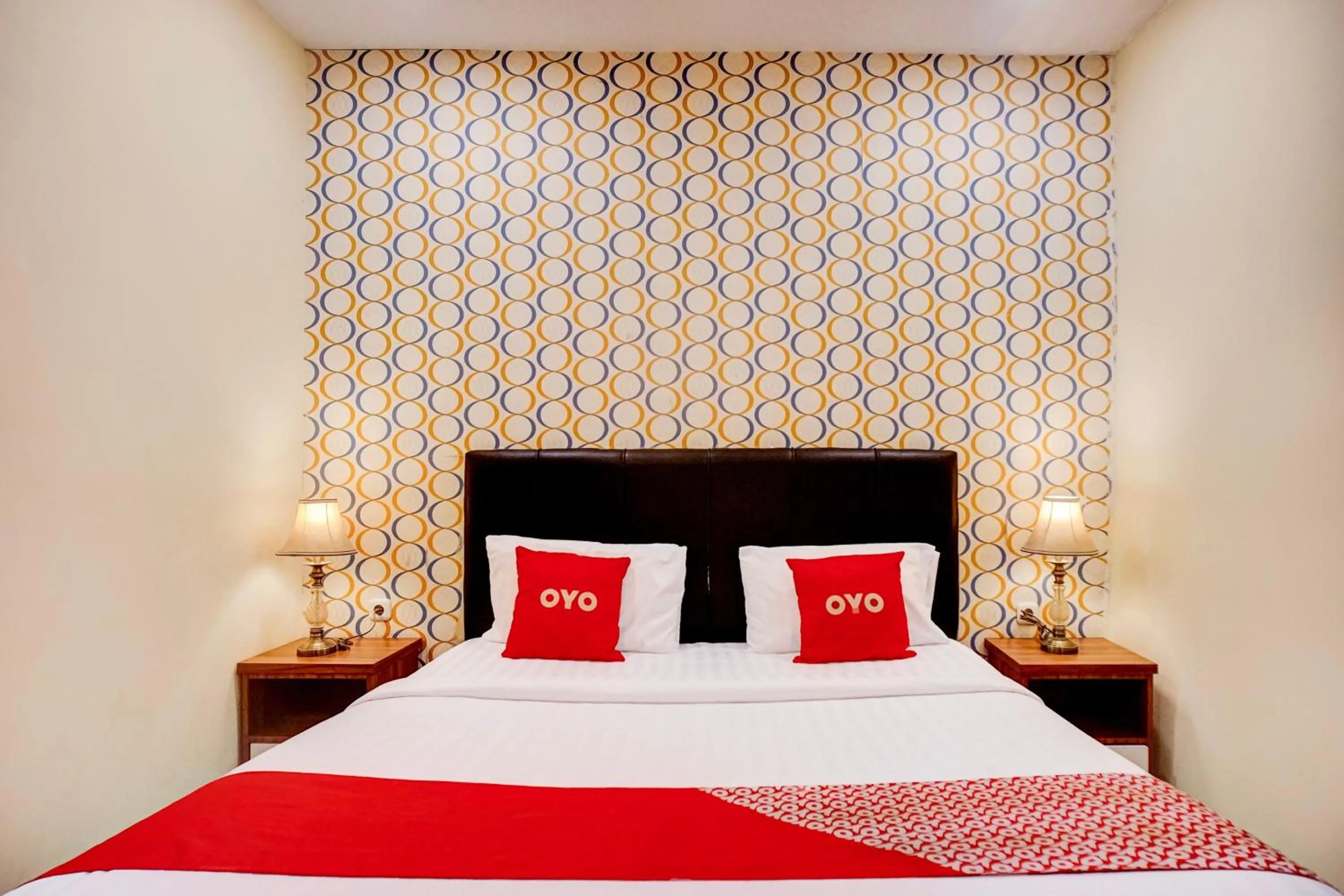 Bedroom, Bed in Hotel O Medan City Near Sun Plaza Formerly Residence Anugrah