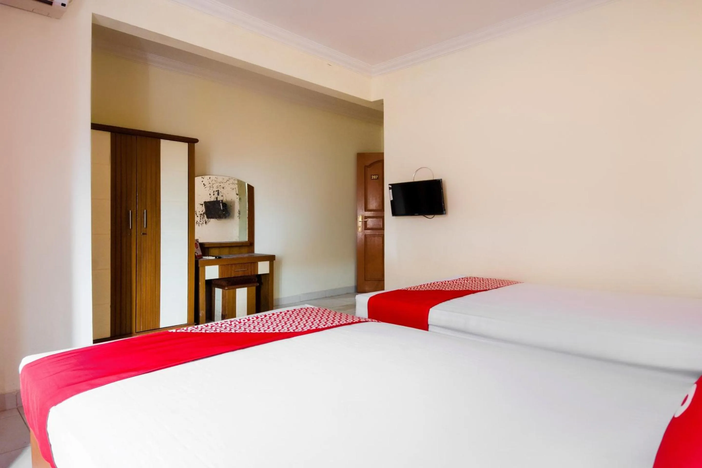 Bedroom in OYO 2025 Wisma Musdalifa