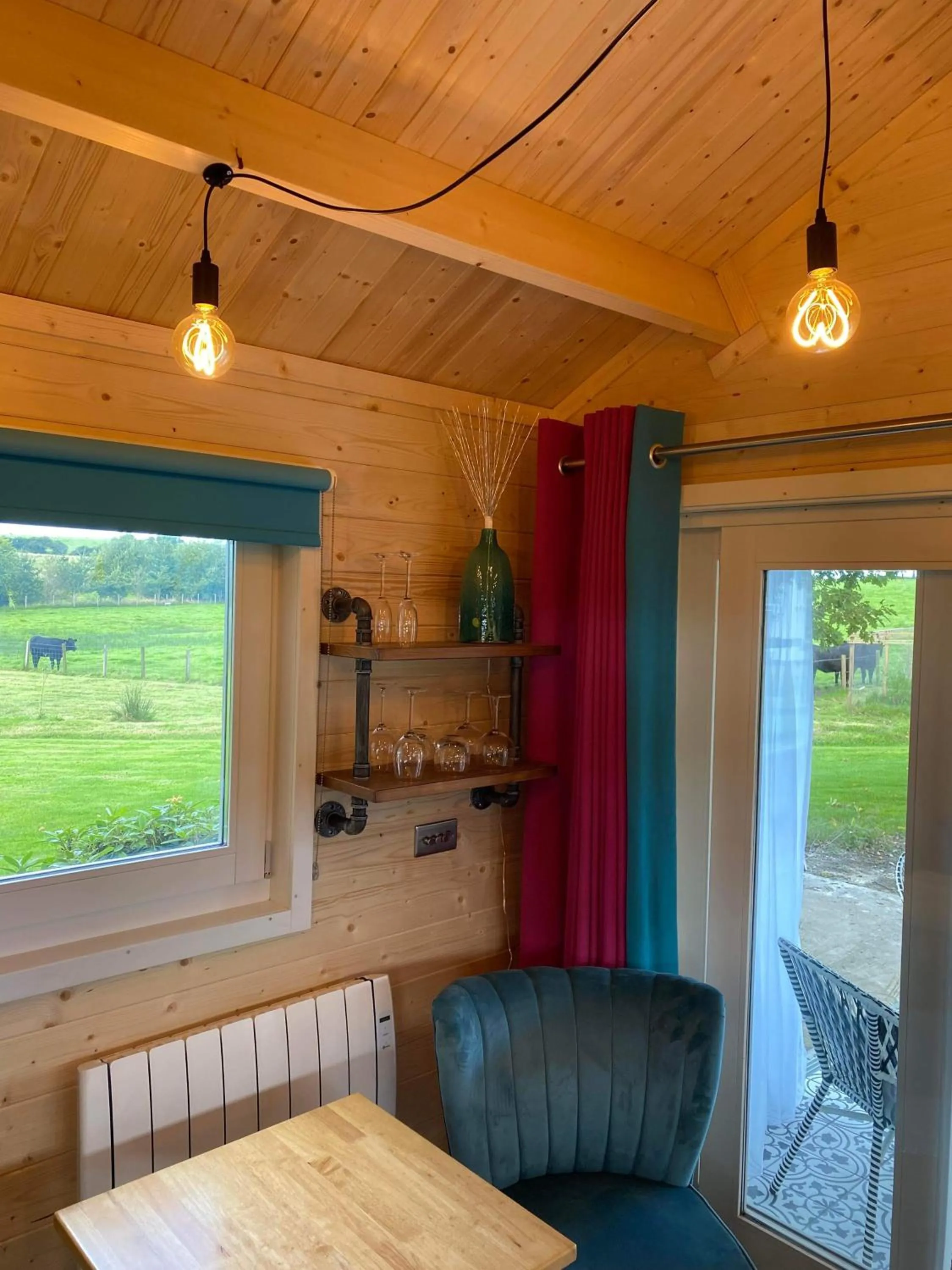 Seating area in Dunroamin Lodges
