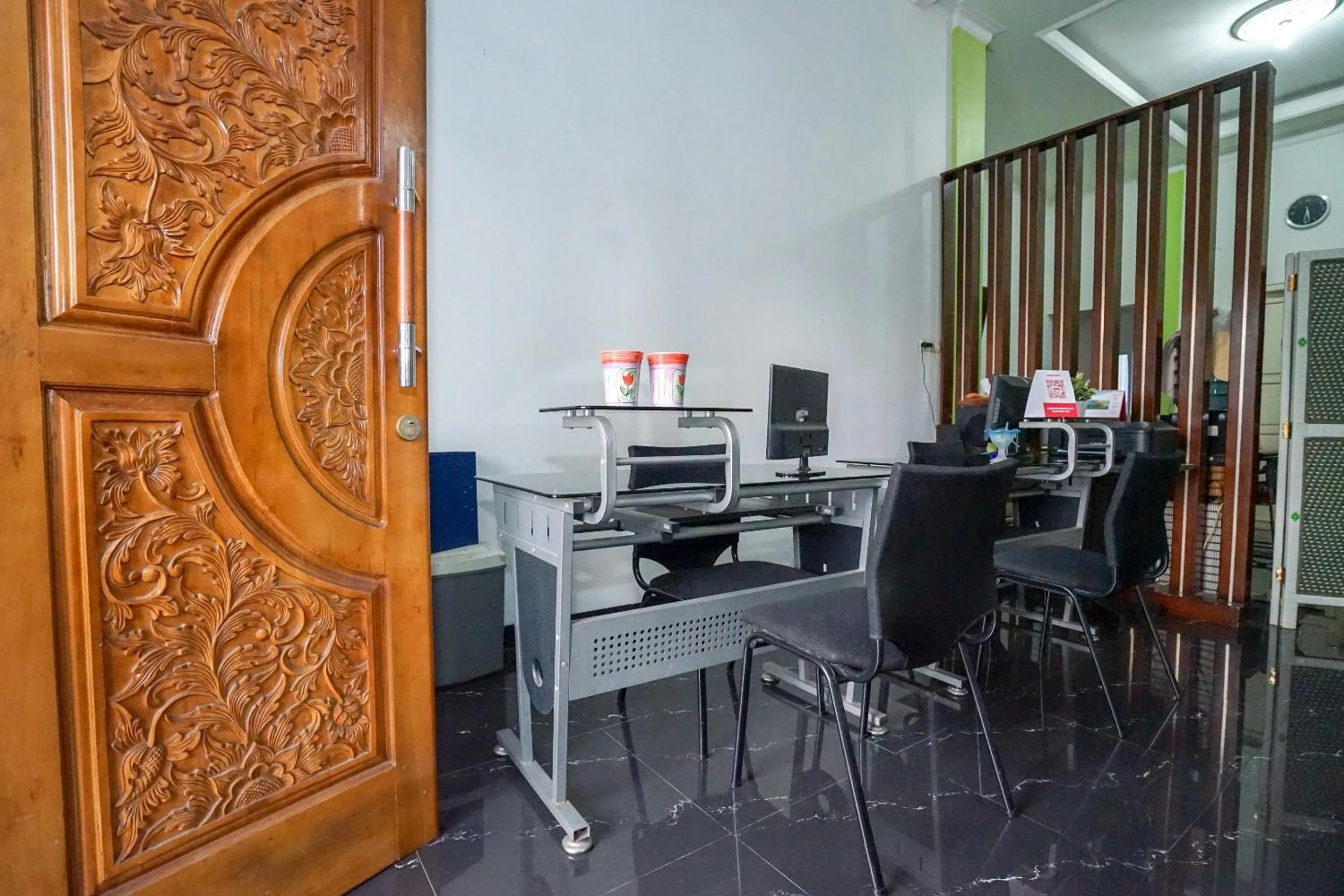Lobby or reception in OYO 2036 Afifah Homestay Syariah